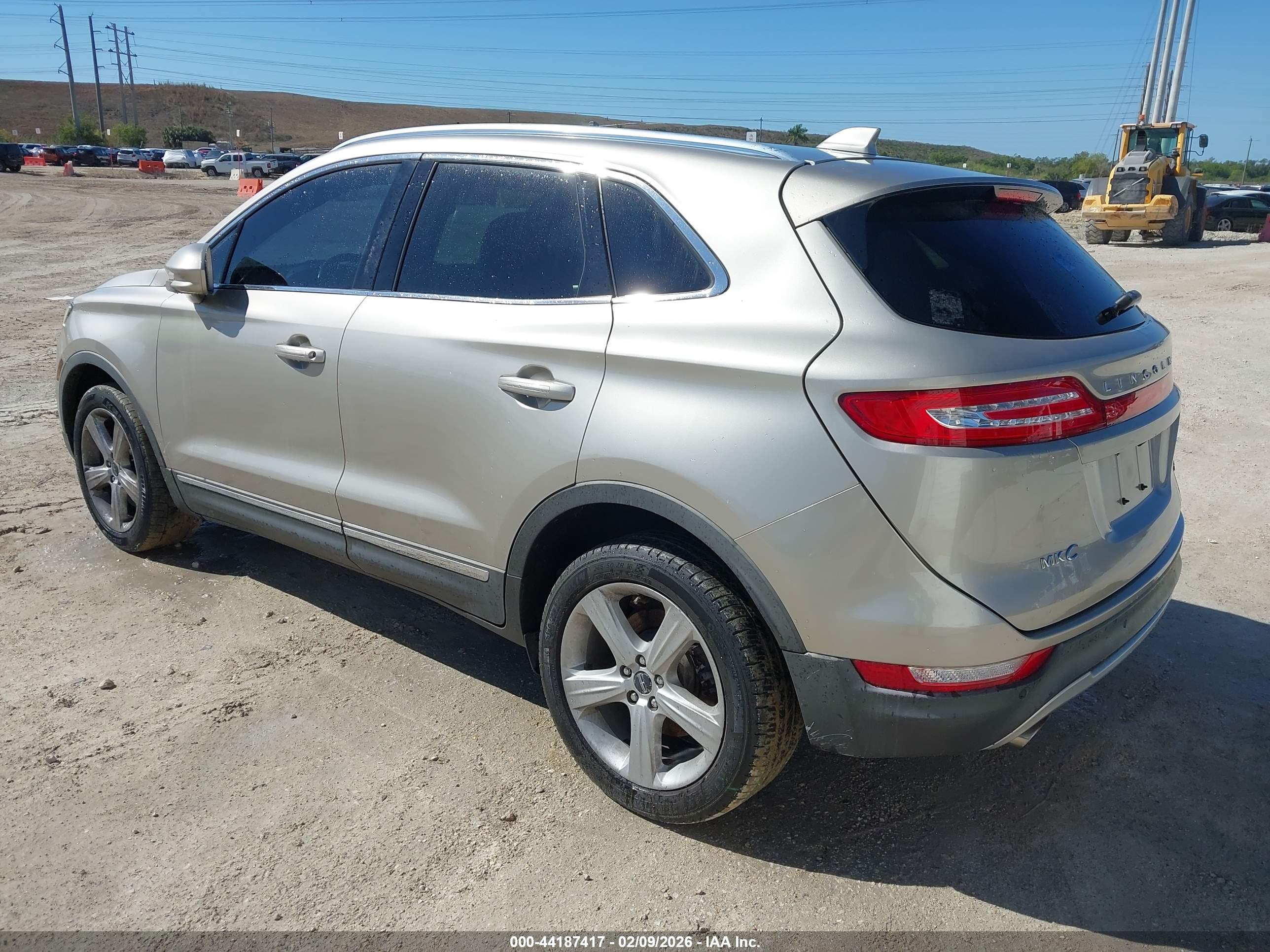 LINCOLN MKC image 3