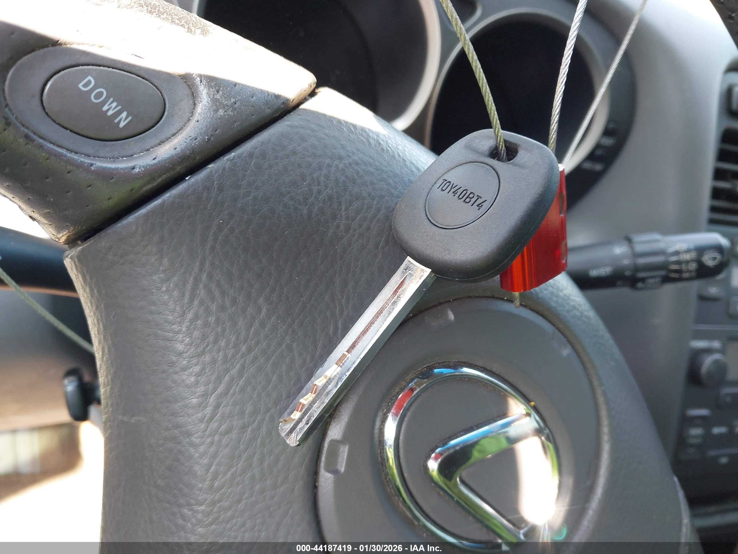 LEXUS GS image 11
