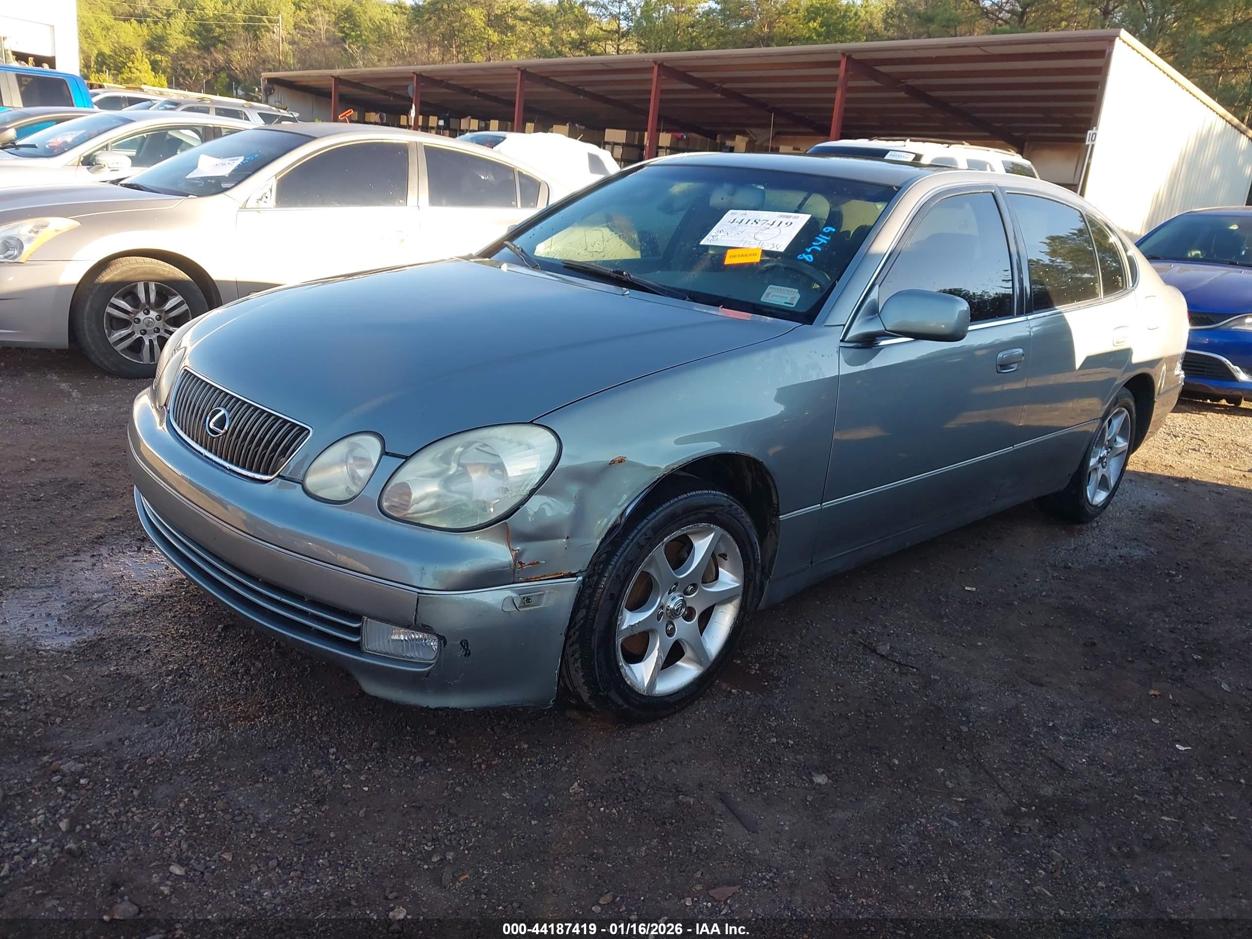 LEXUS GS image 2