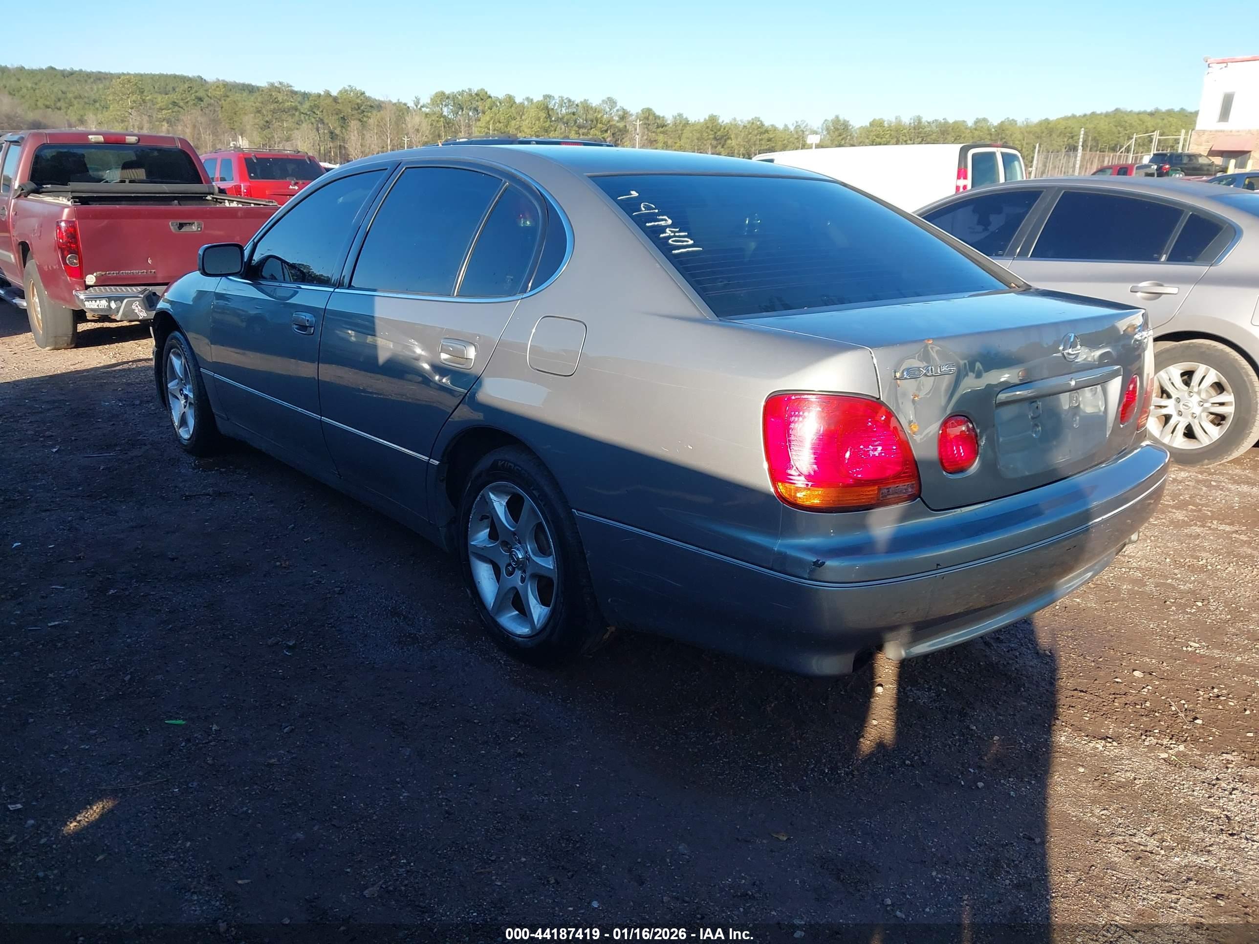 LEXUS GS image 3
