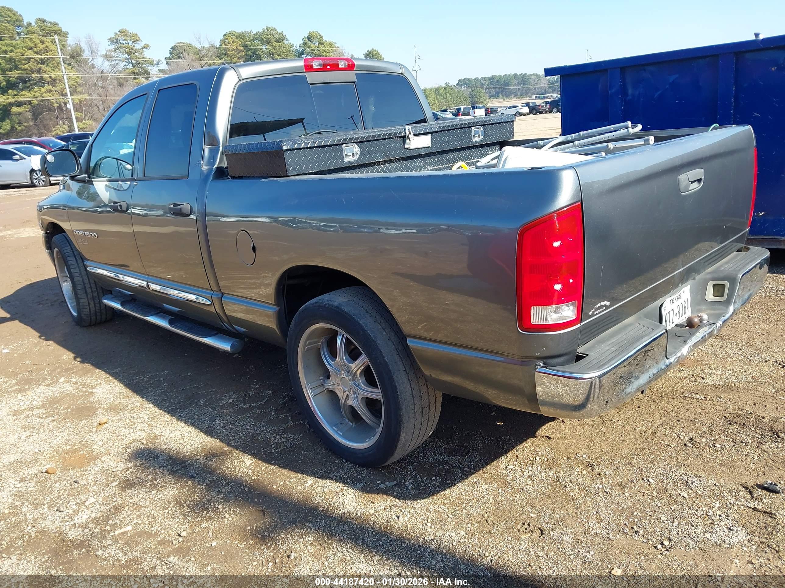 DODGE RAM image 3