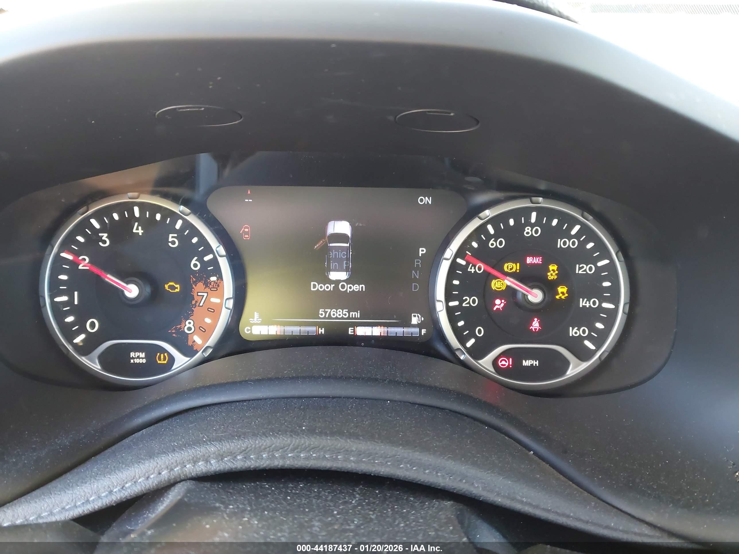 JEEP RENEGADE image 7