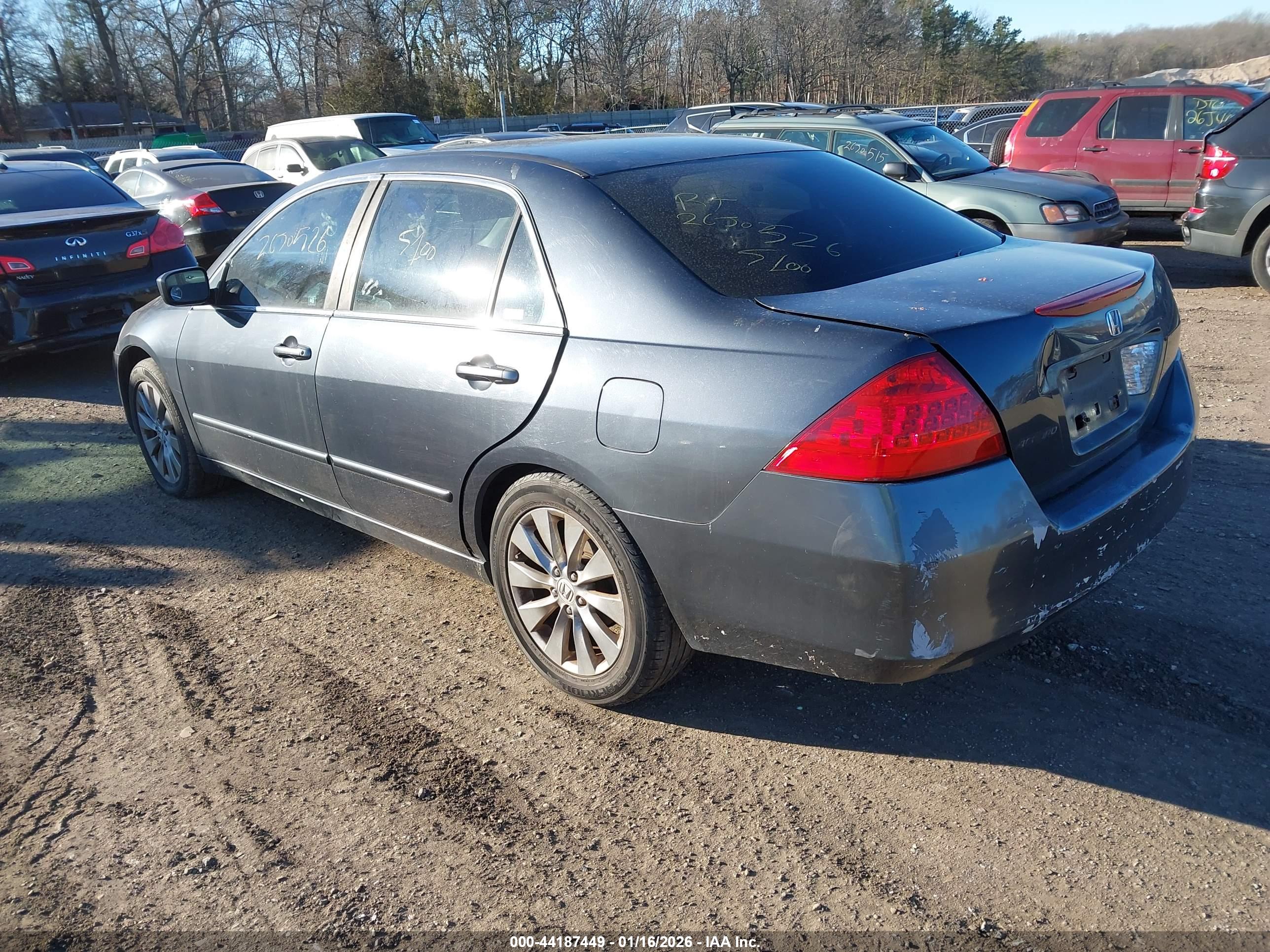 HONDA ACCORD image 3