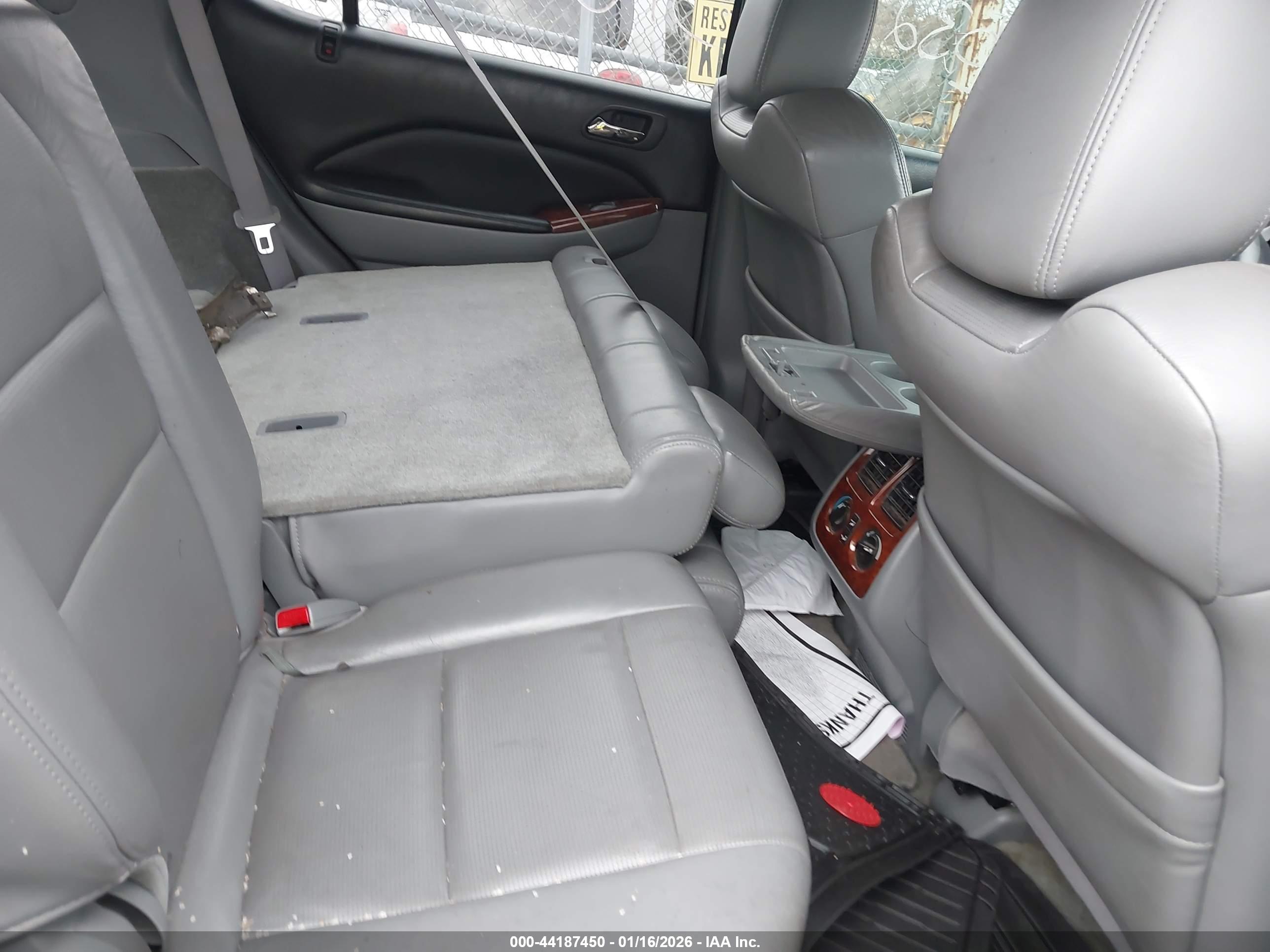 ACURA MDX image 8