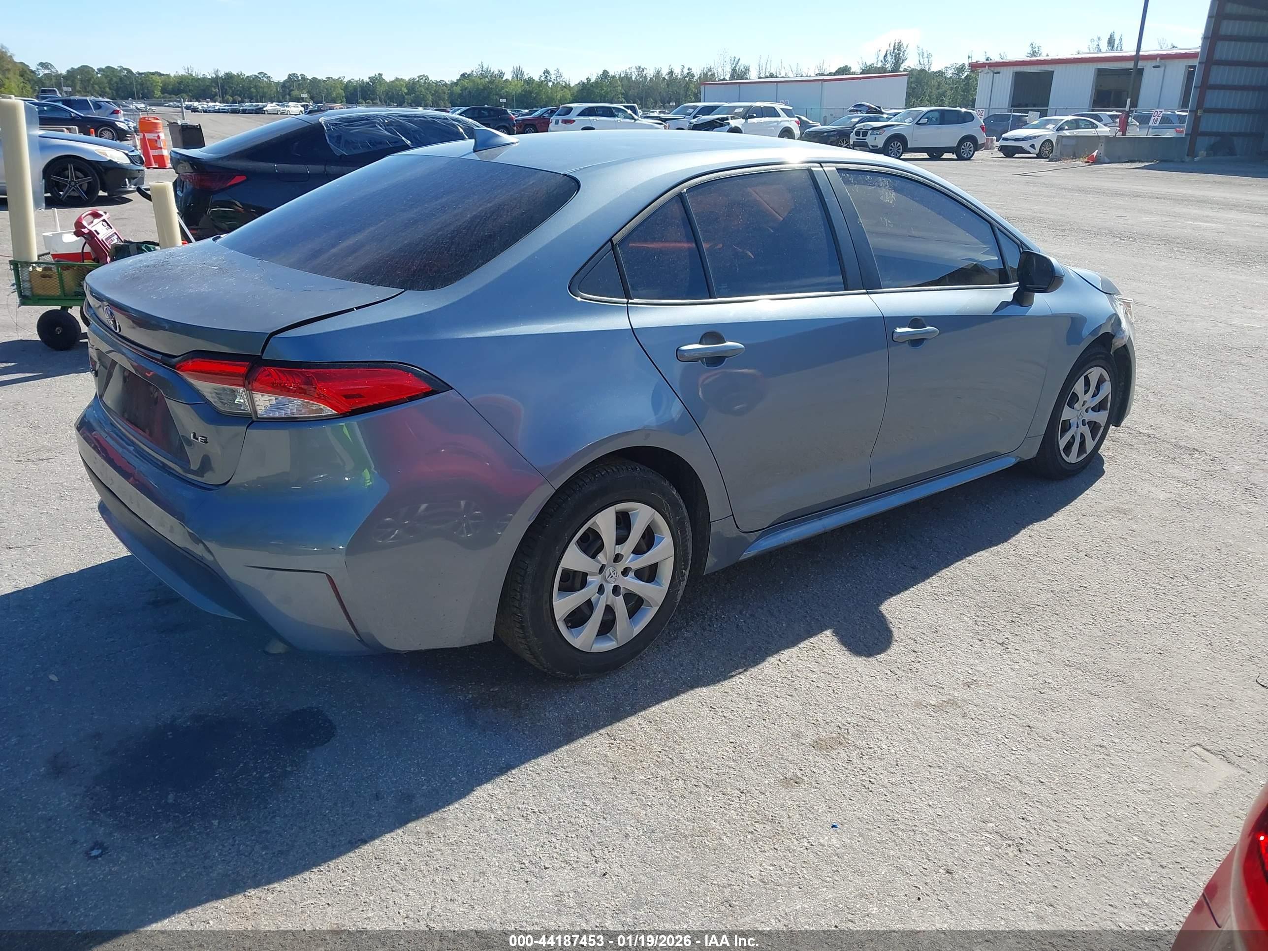 TOYOTA COROLLA image 4