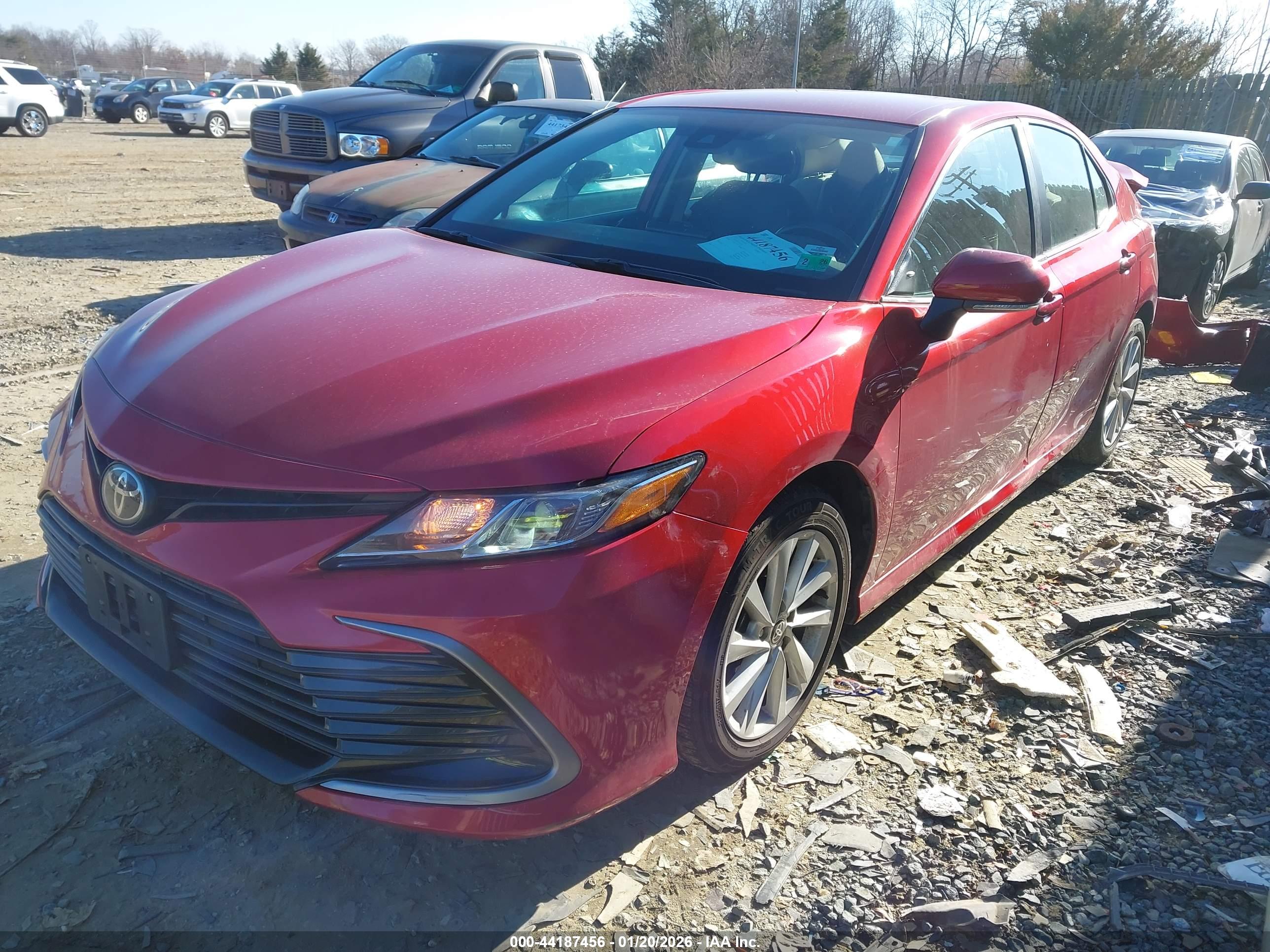 TOYOTA CAMRY image 2