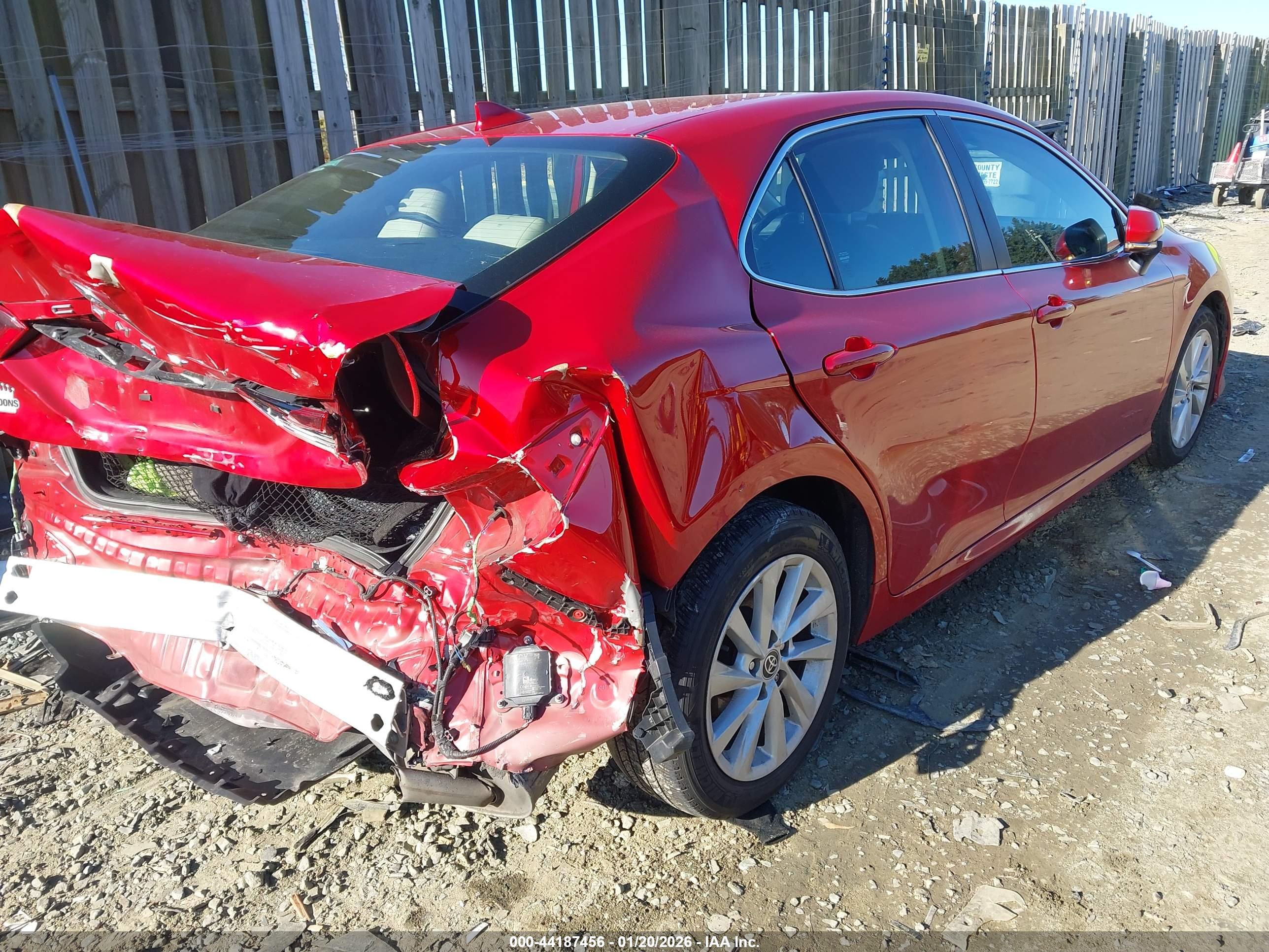 TOYOTA CAMRY image 4