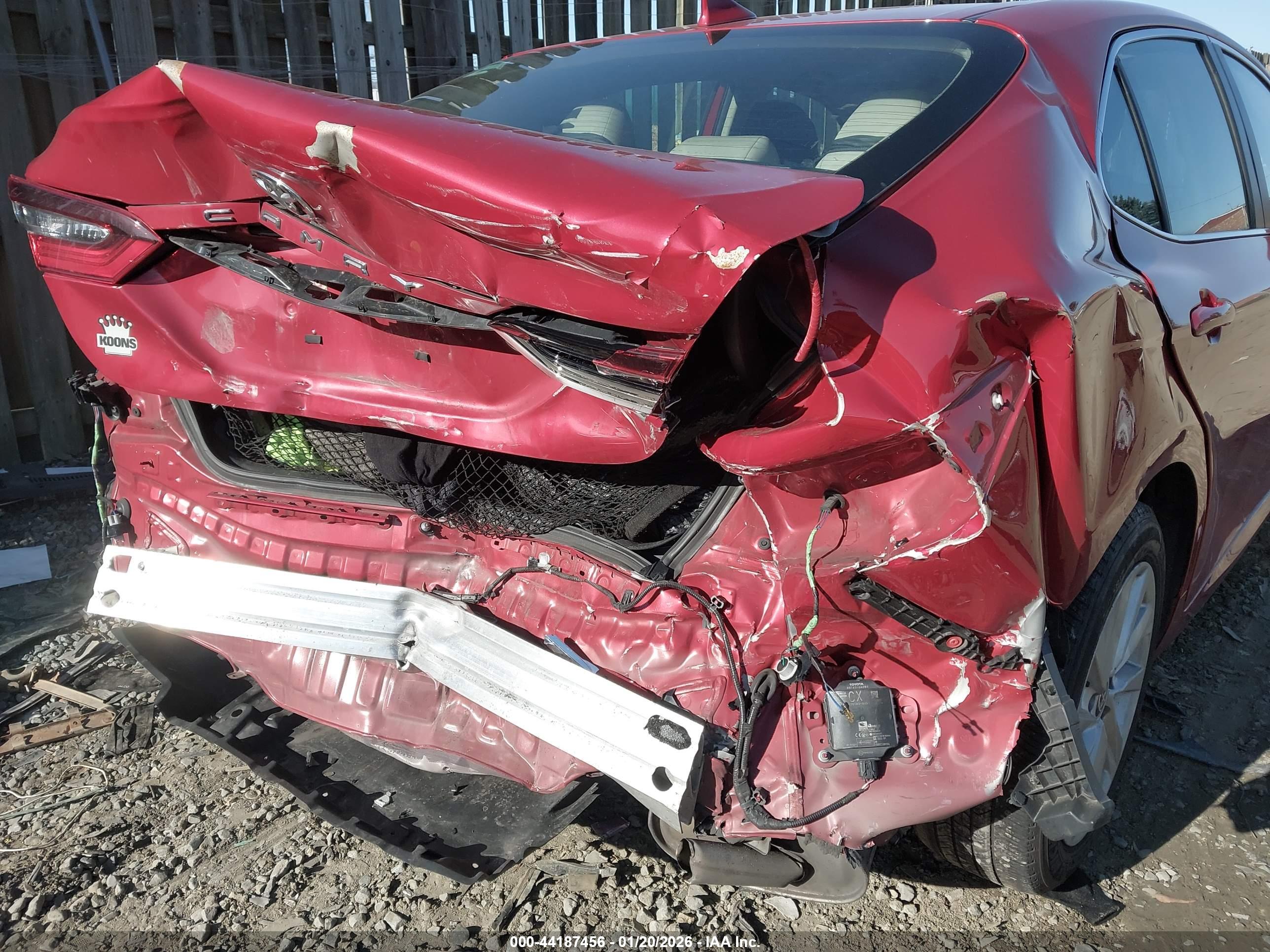 TOYOTA CAMRY image 6