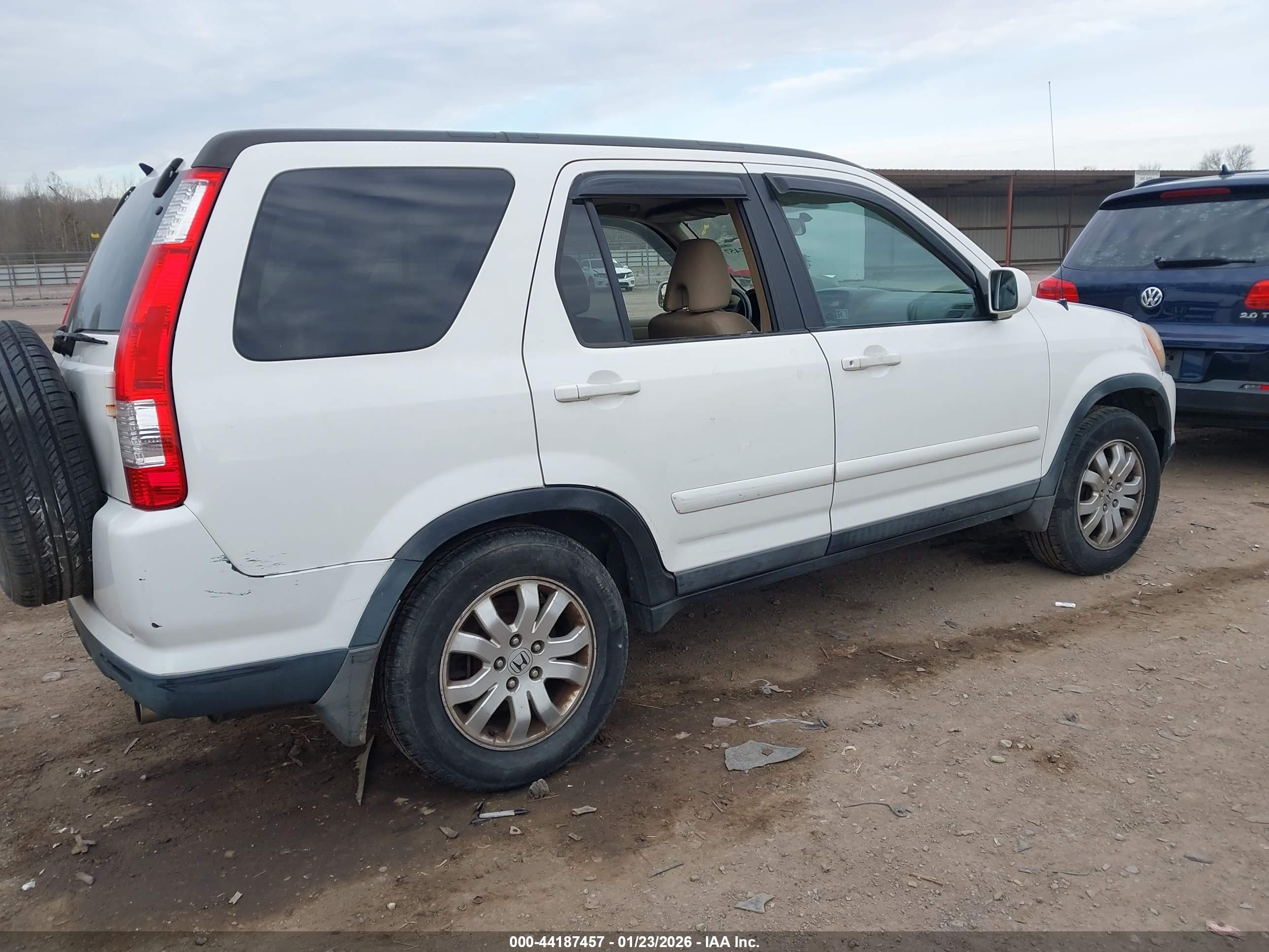 HONDA CR-V image 4