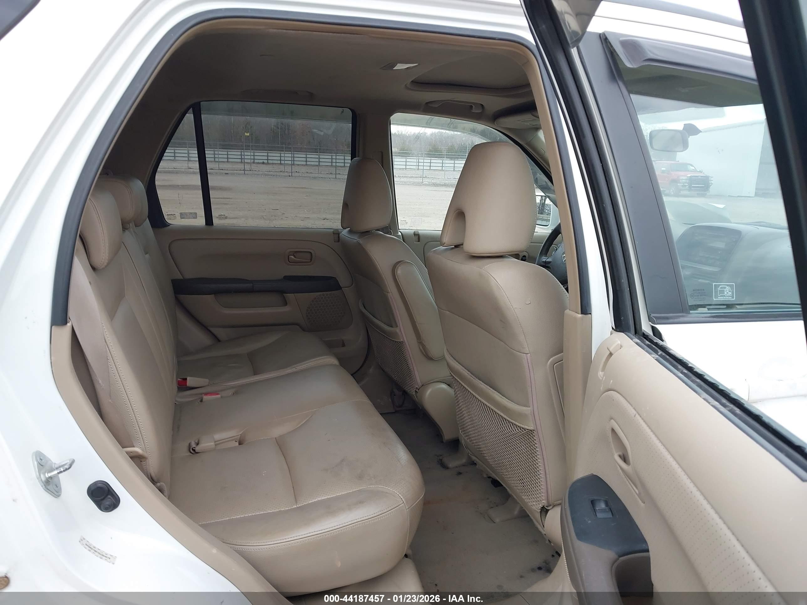 HONDA CR-V image 8
