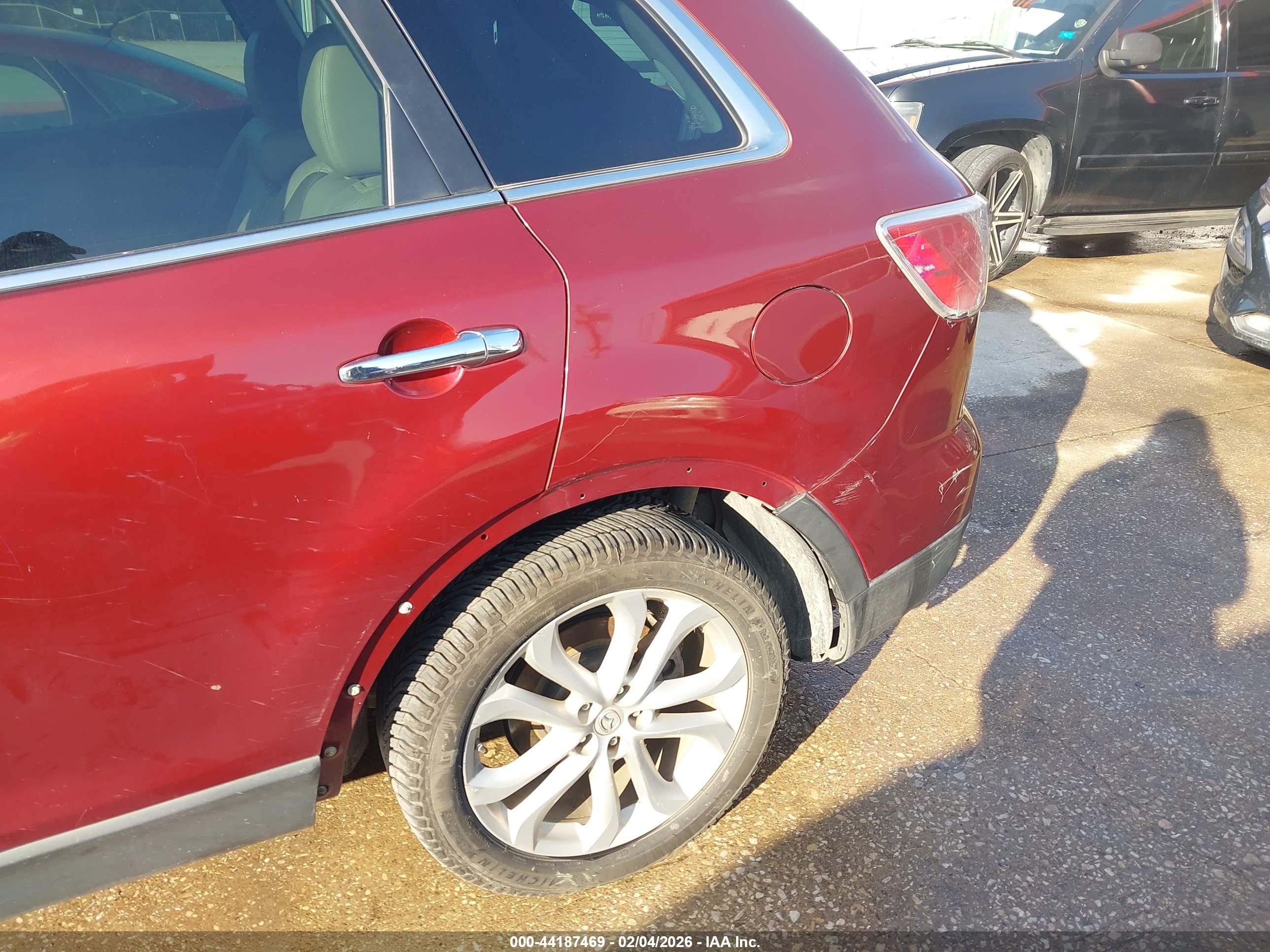 MAZDA CX-9 image 6