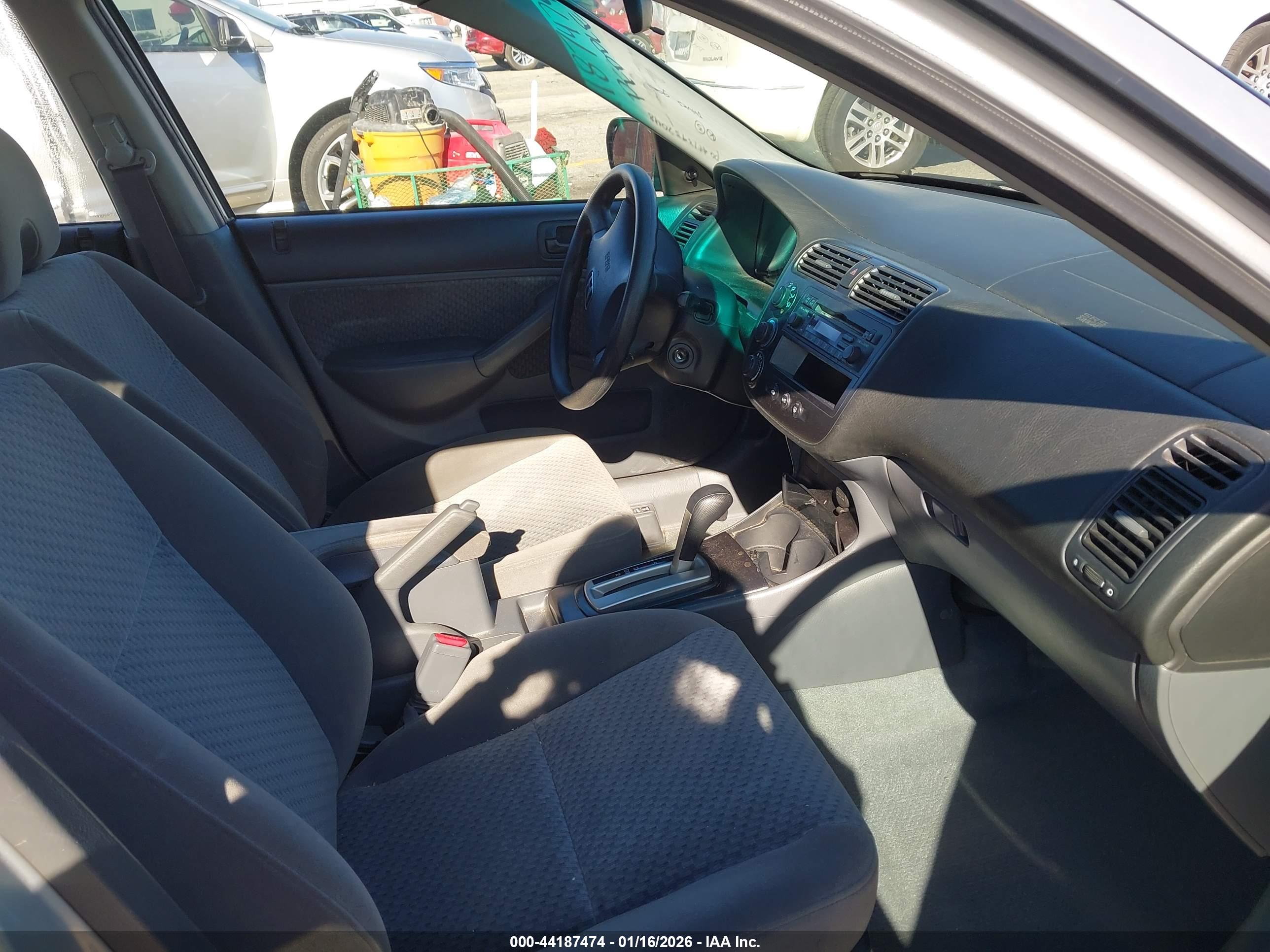 HONDA CIVIC image 5