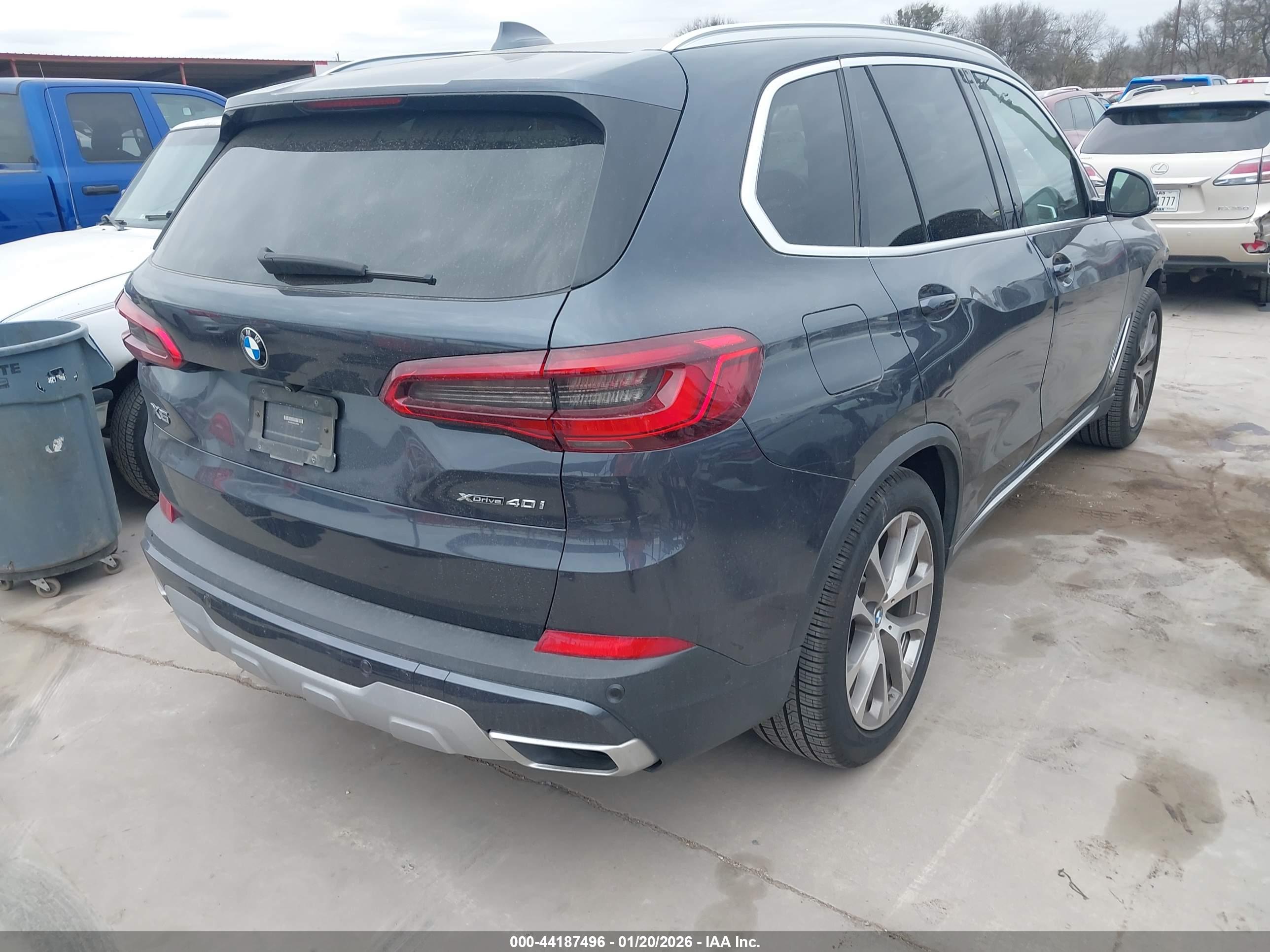 BMW X5 image 4