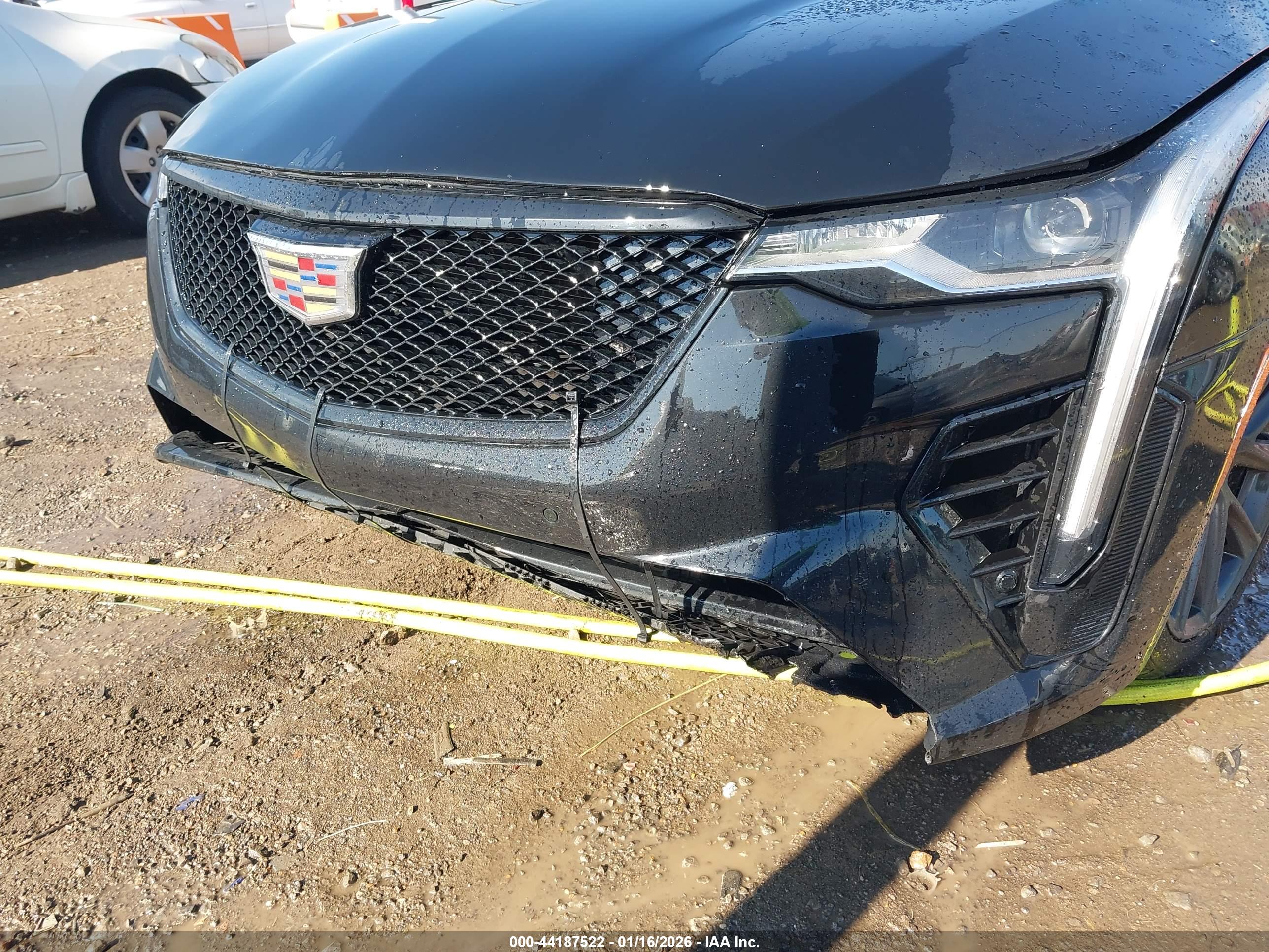 CADILLAC CT4 image 6