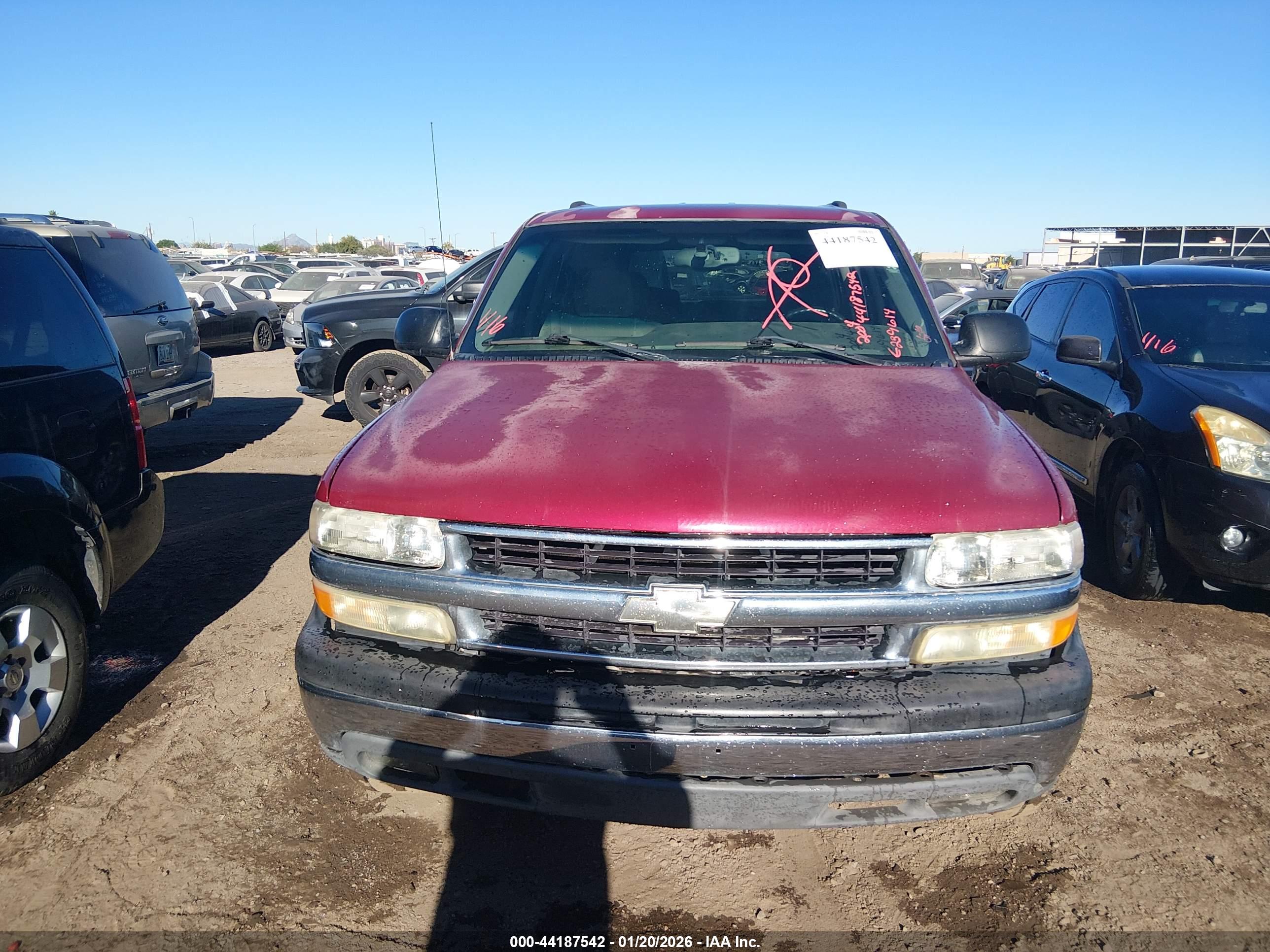 CHEVROLET TAHOE image 6