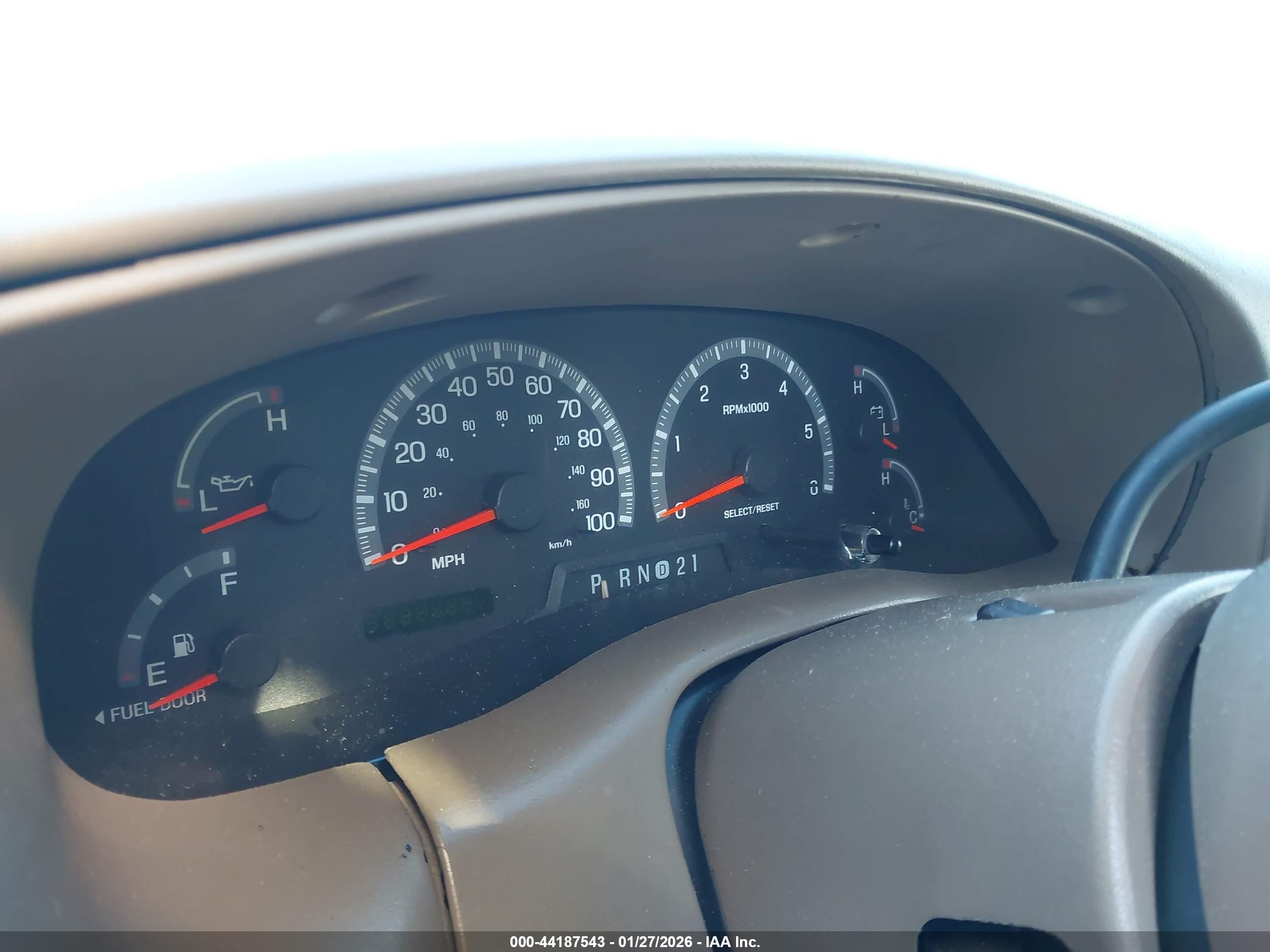 FORD EXPEDITION image 7