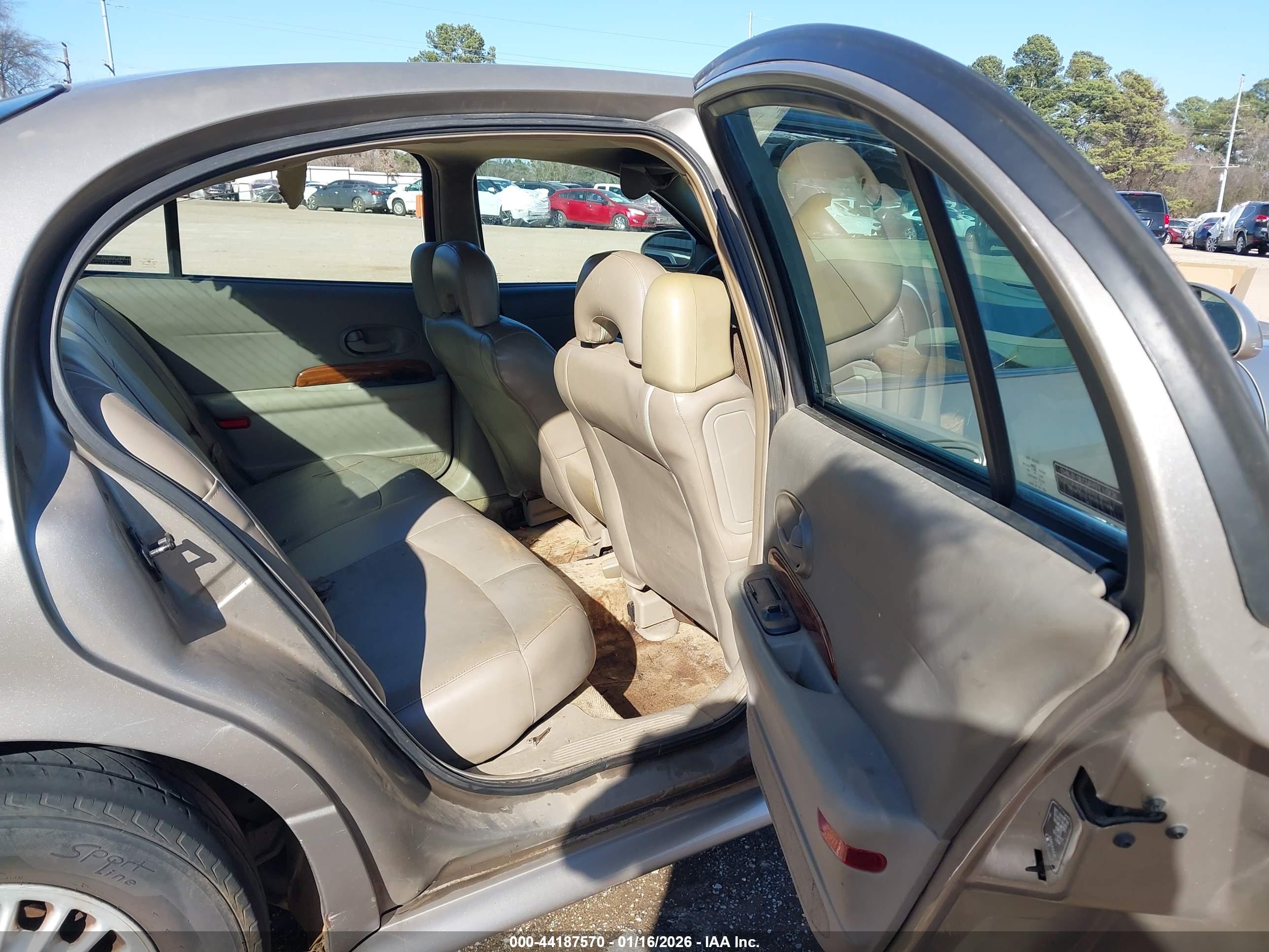 BUICK LESABRE image 8