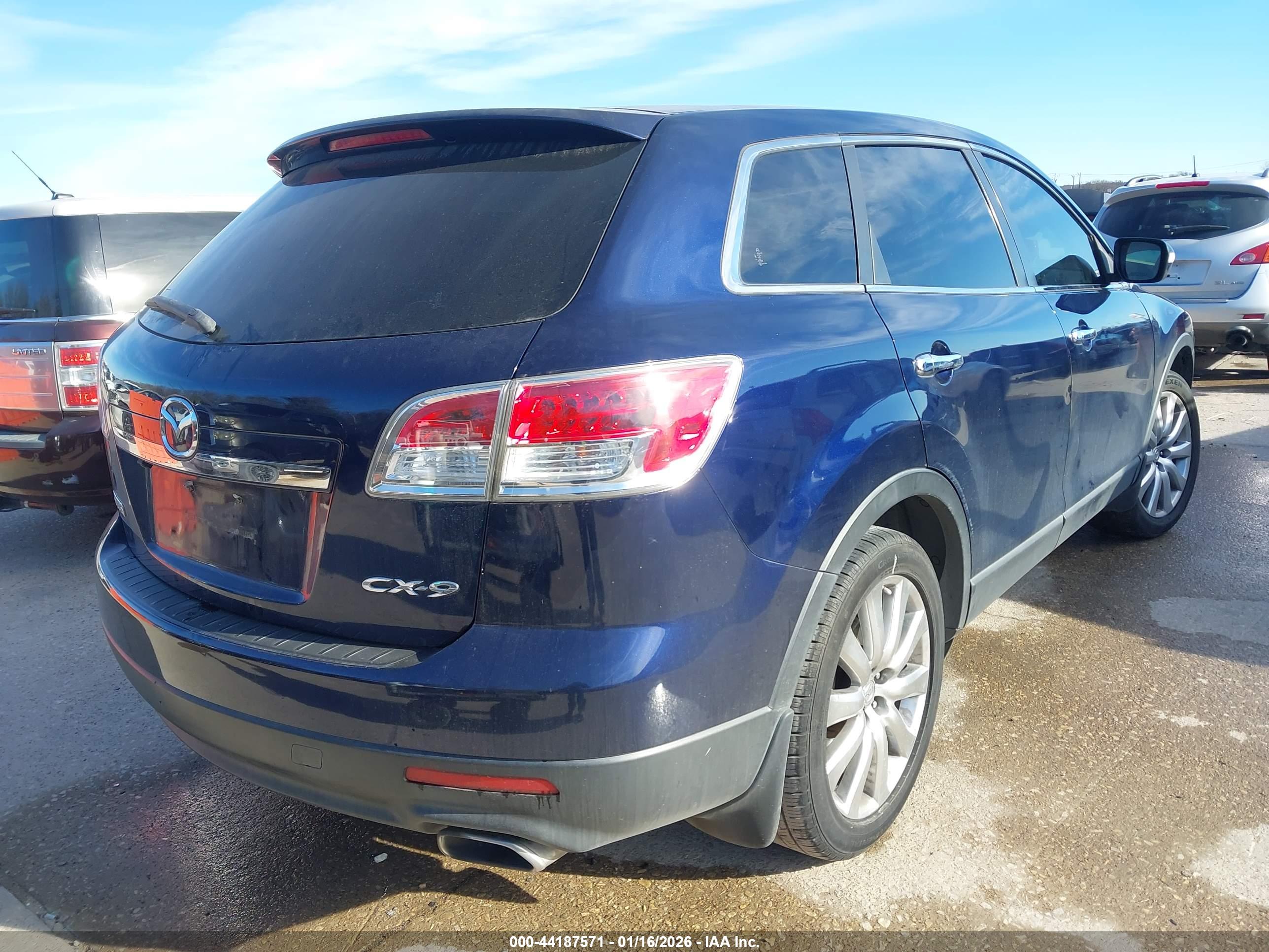 MAZDA CX-9 image 4