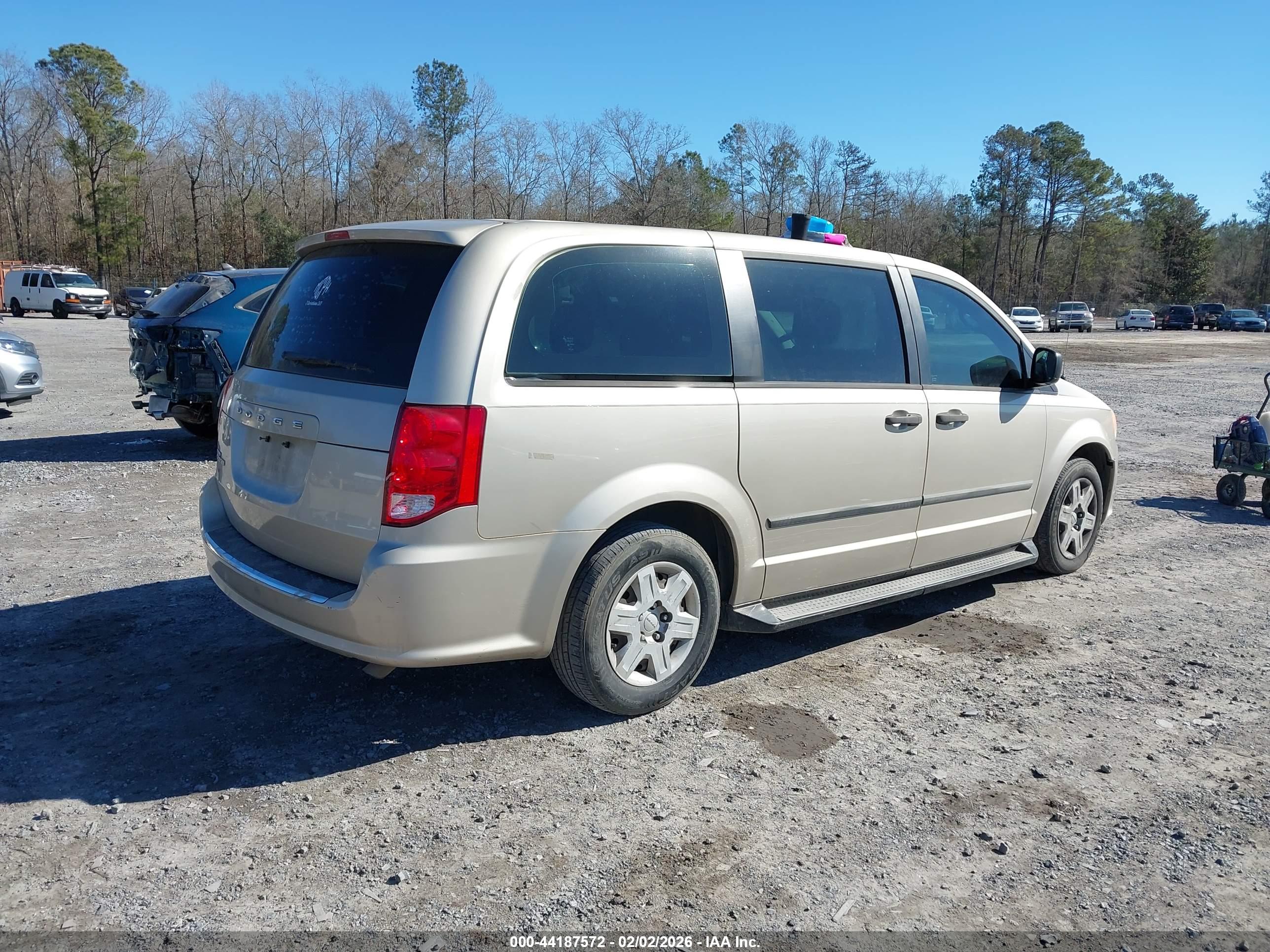 DODGE GRAND image 4
