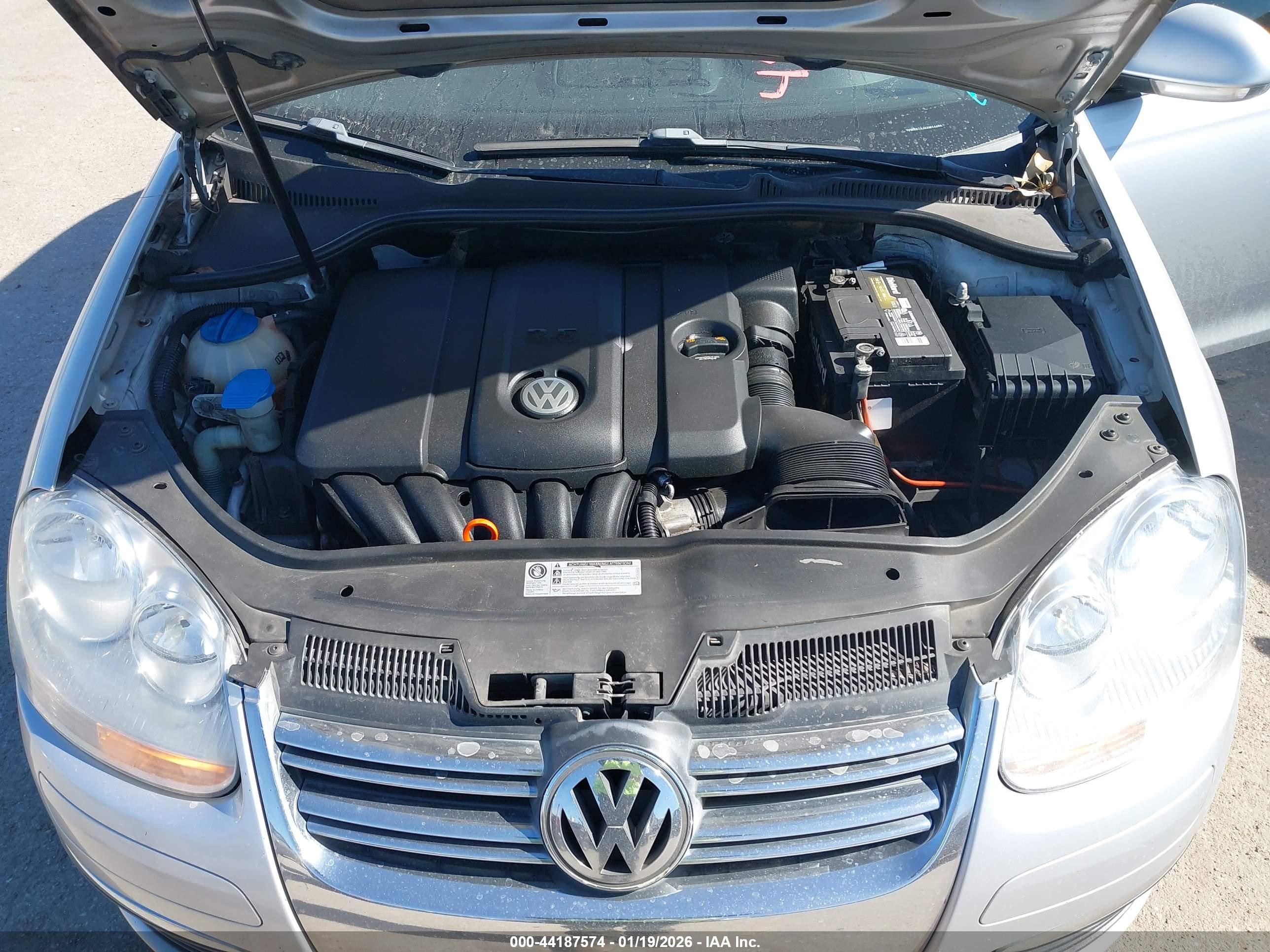 VOLKSWAGEN JETTA image 10