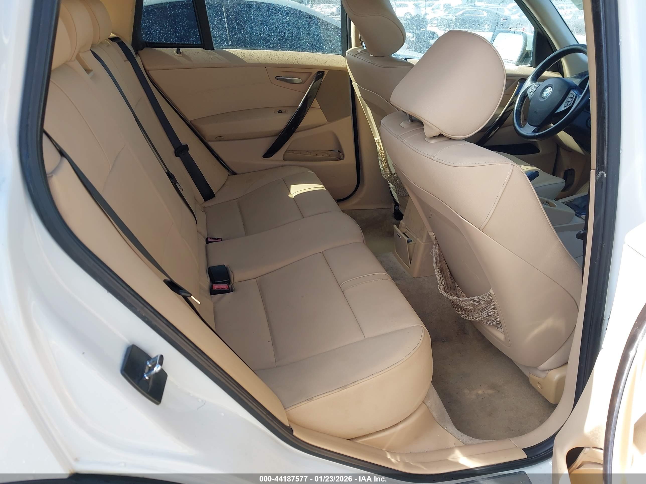 BMW X3 image 8