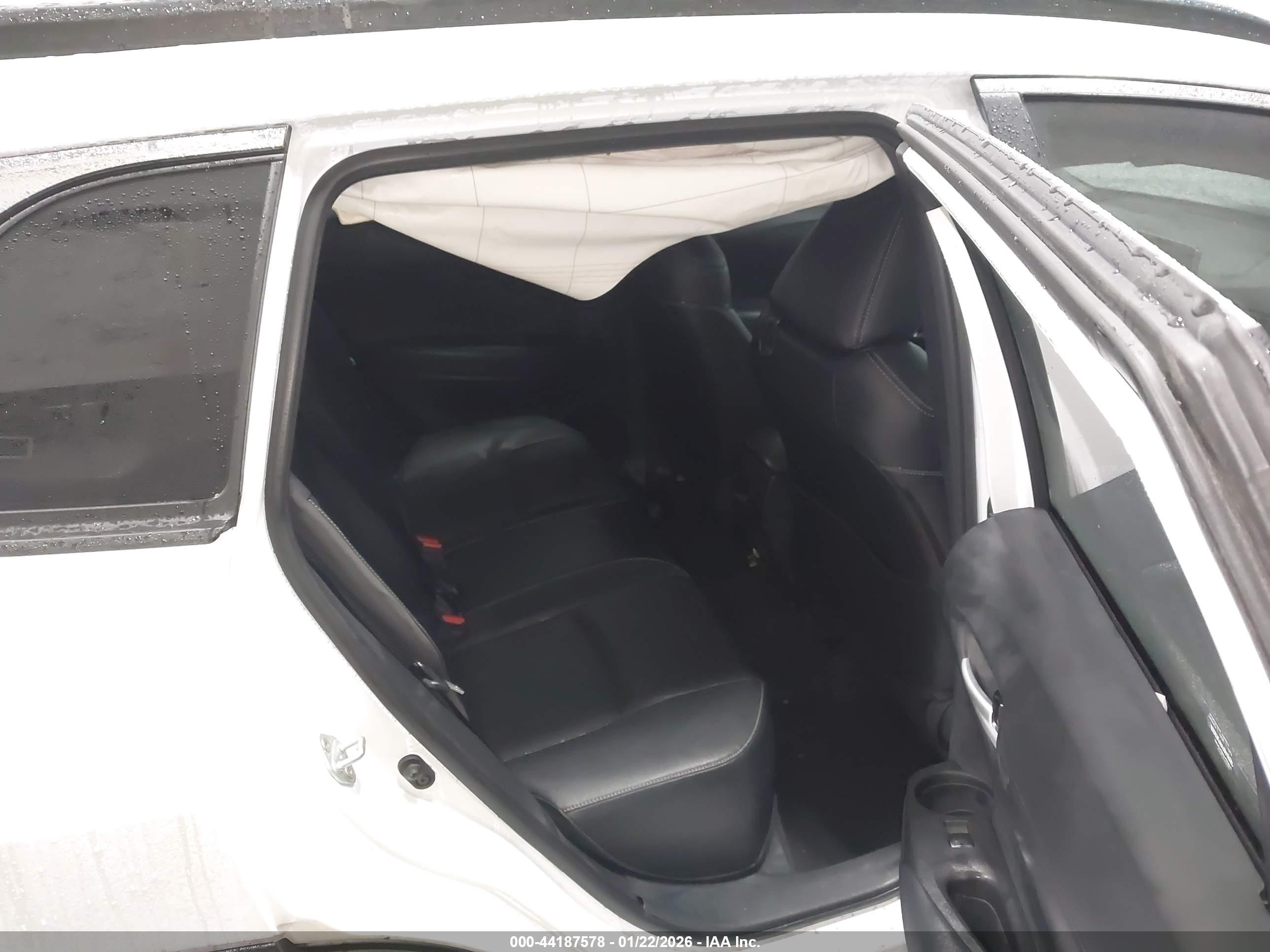 TOYOTA COROLLA image 8