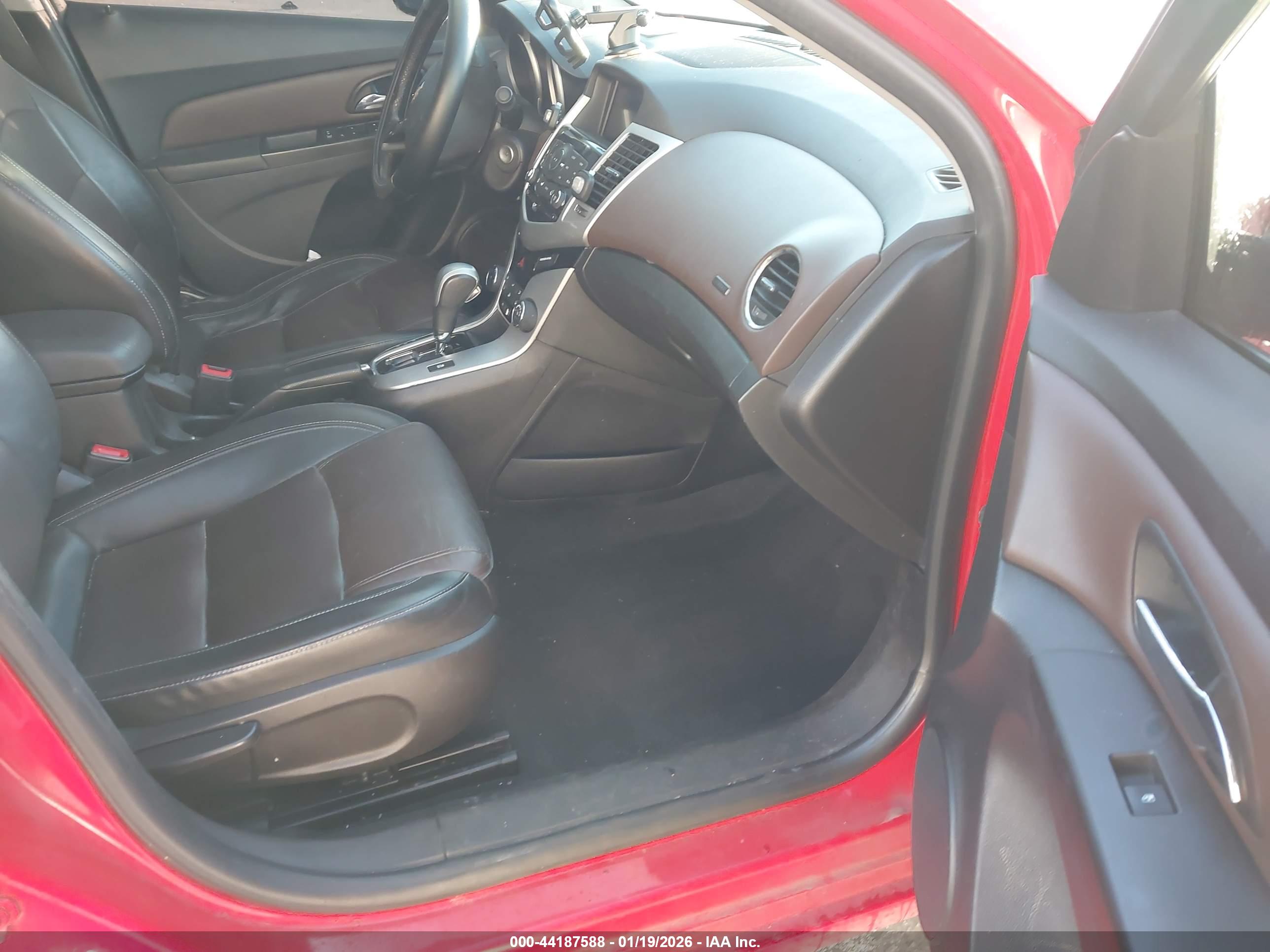 CHEVROLET CRUZE image 5