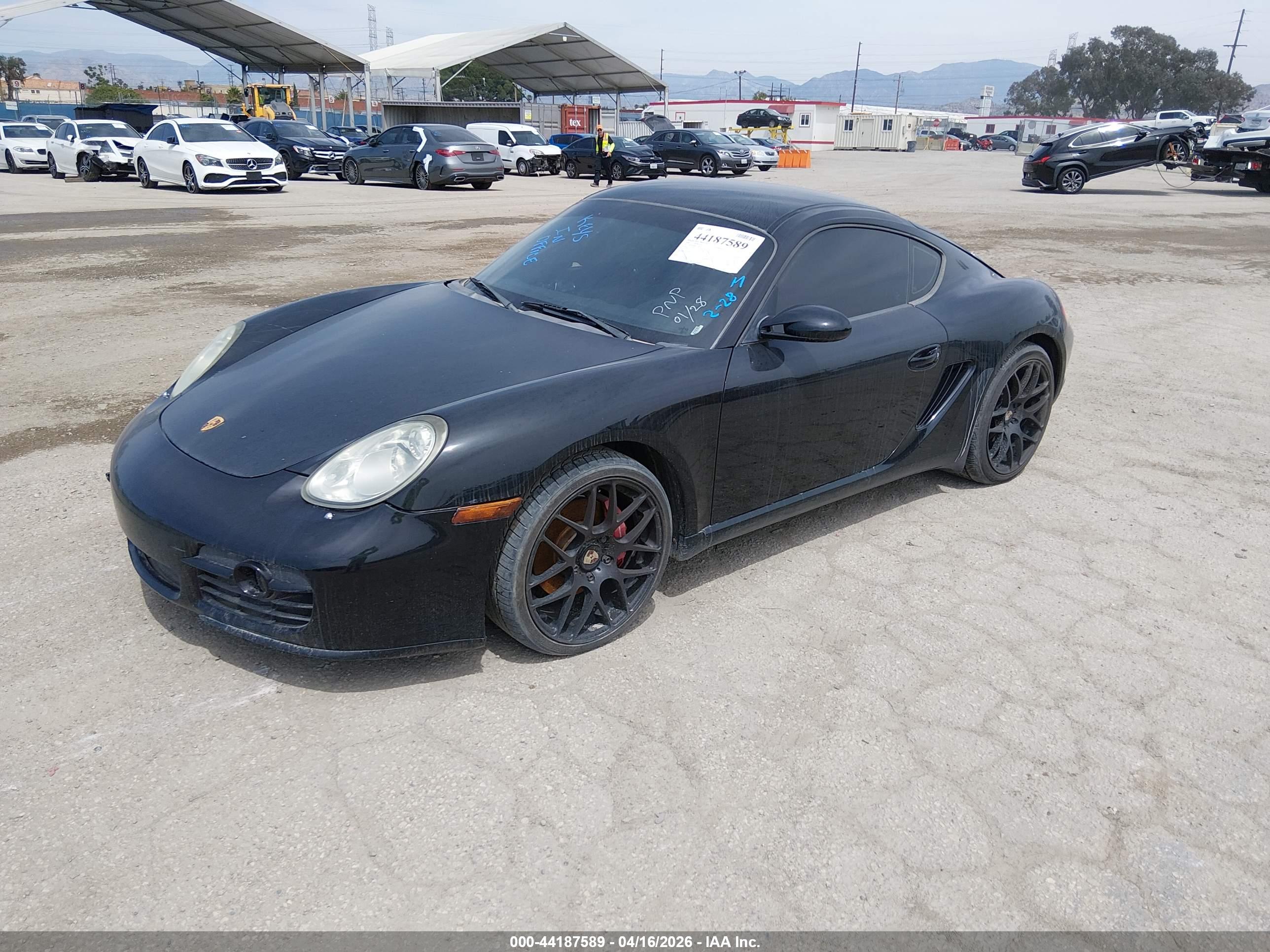 PORSCHE CAYMAN image 2