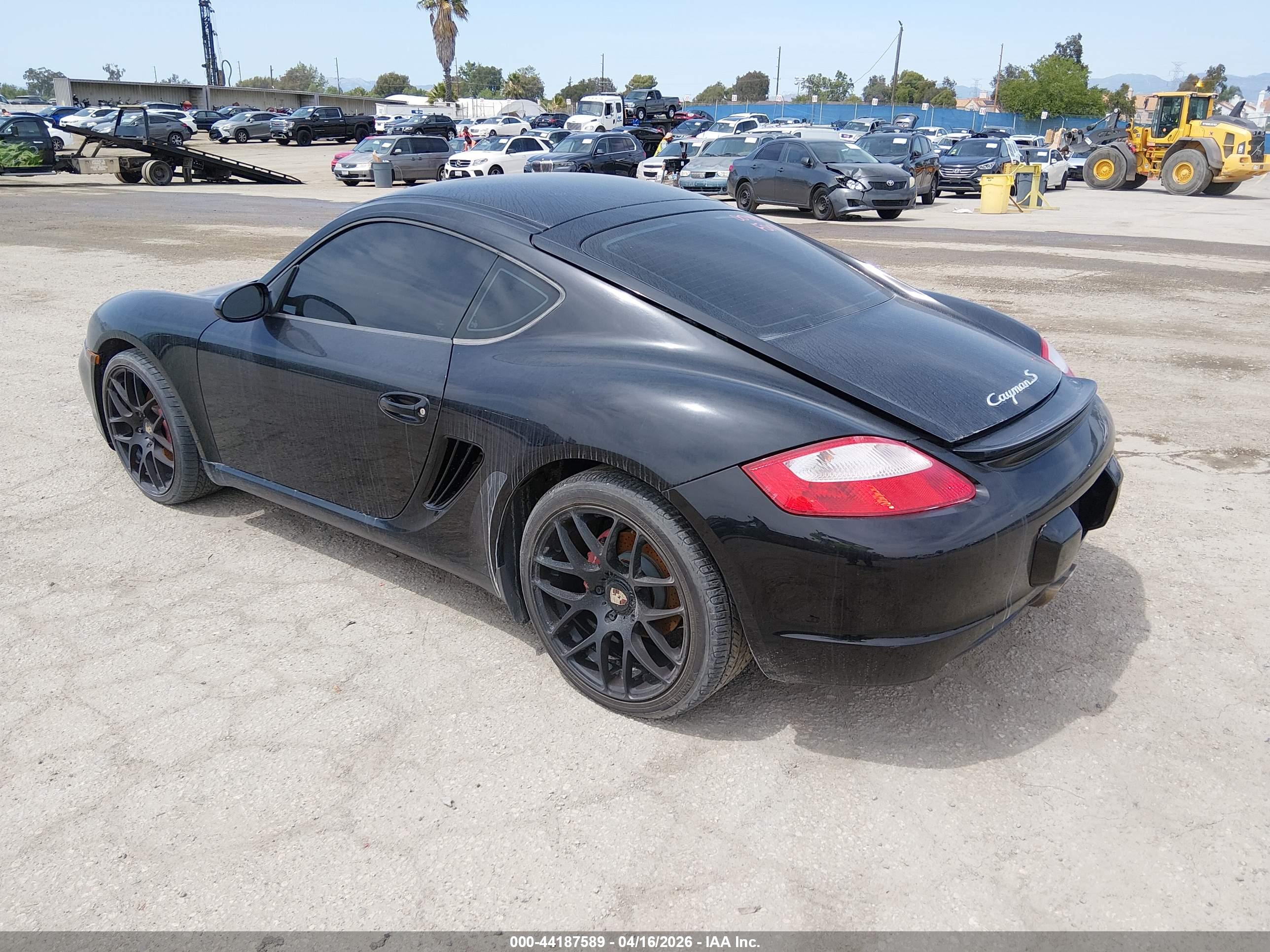 PORSCHE CAYMAN image 3