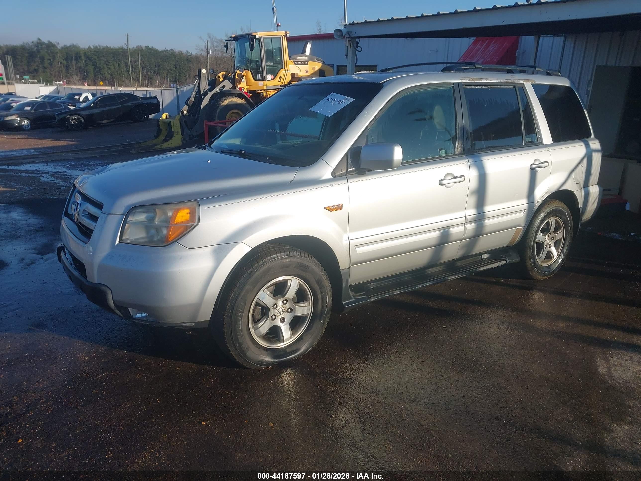 HONDA PILOT image 2
