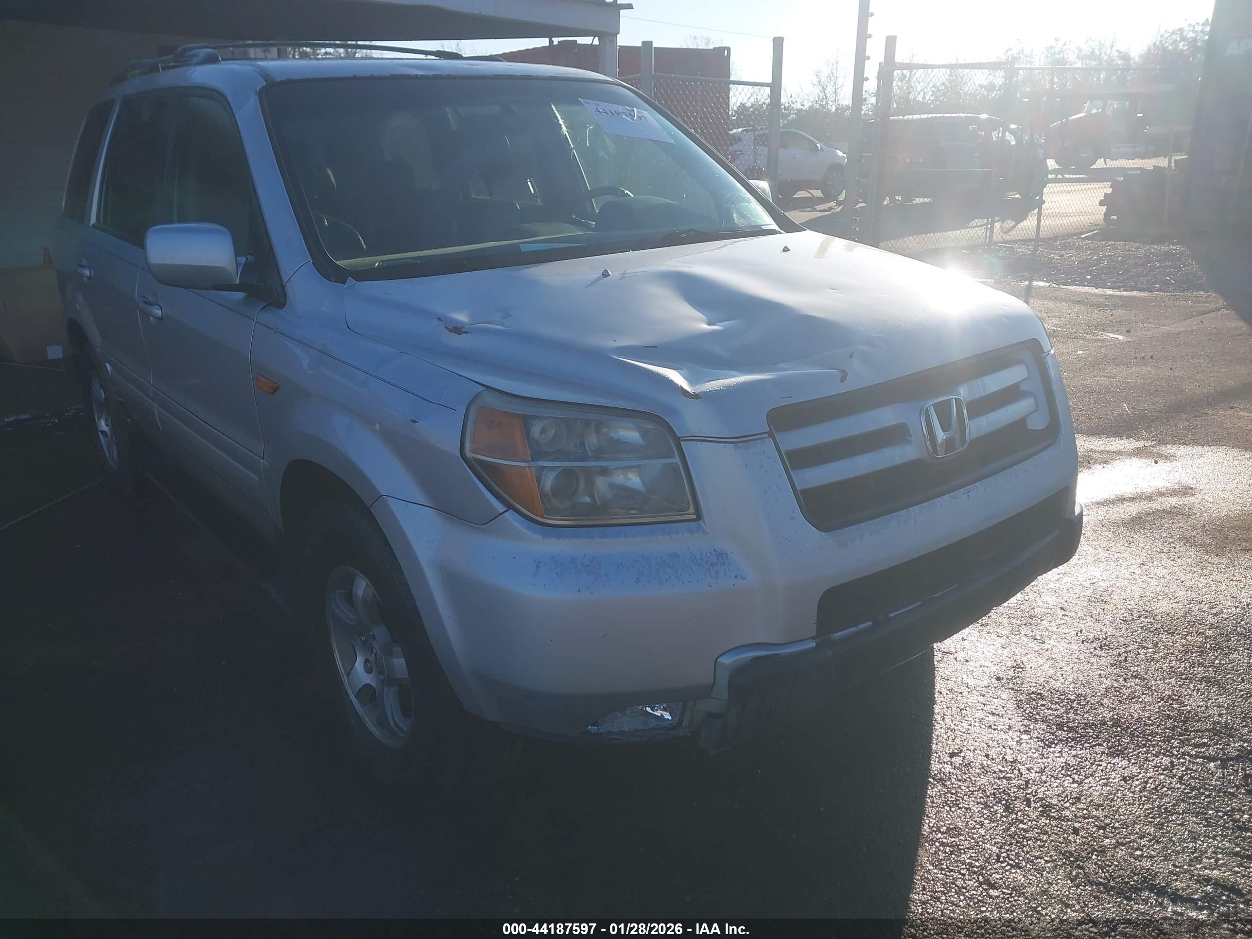 HONDA PILOT image 6