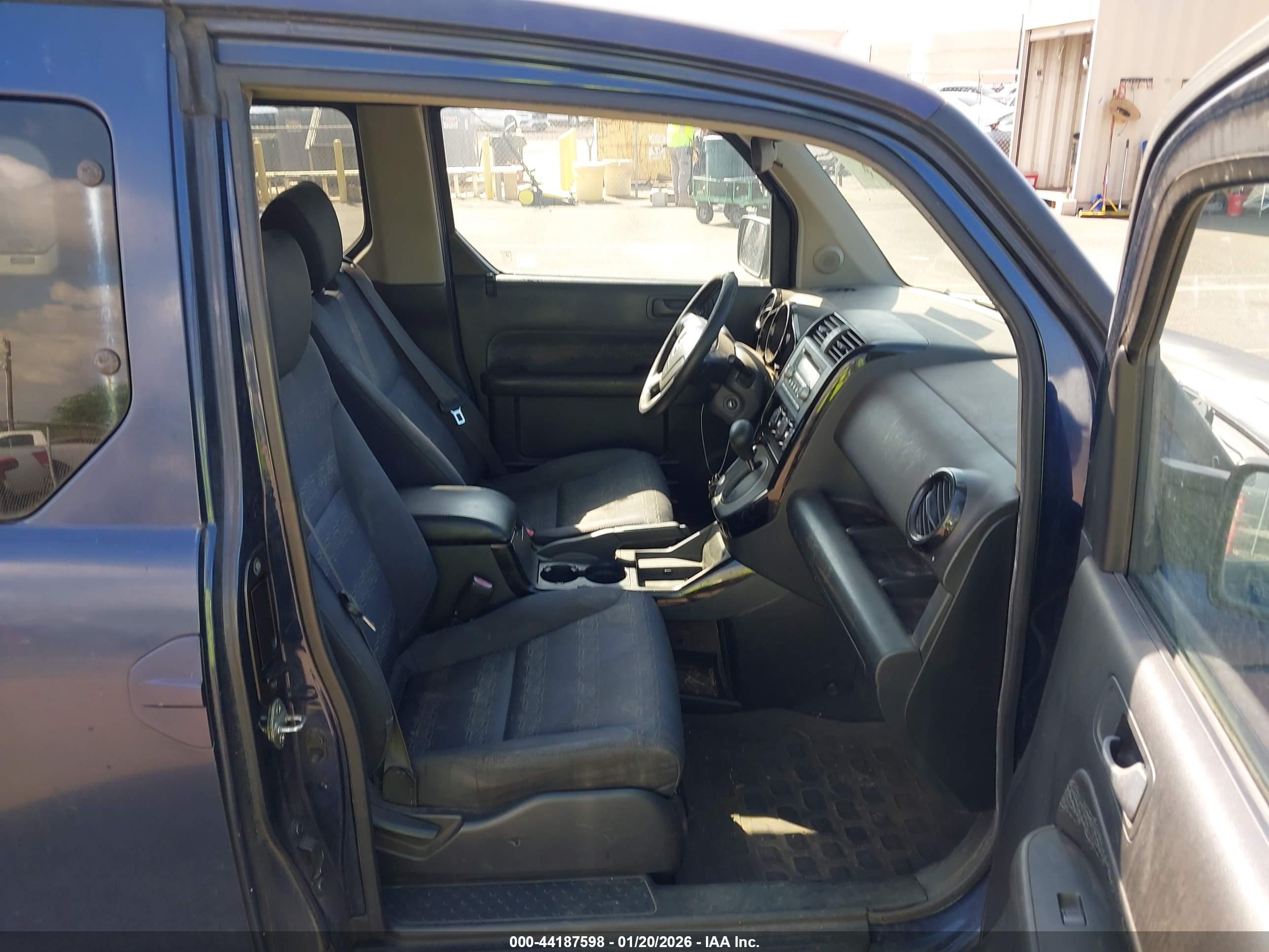 HONDA ELEMENT image 5