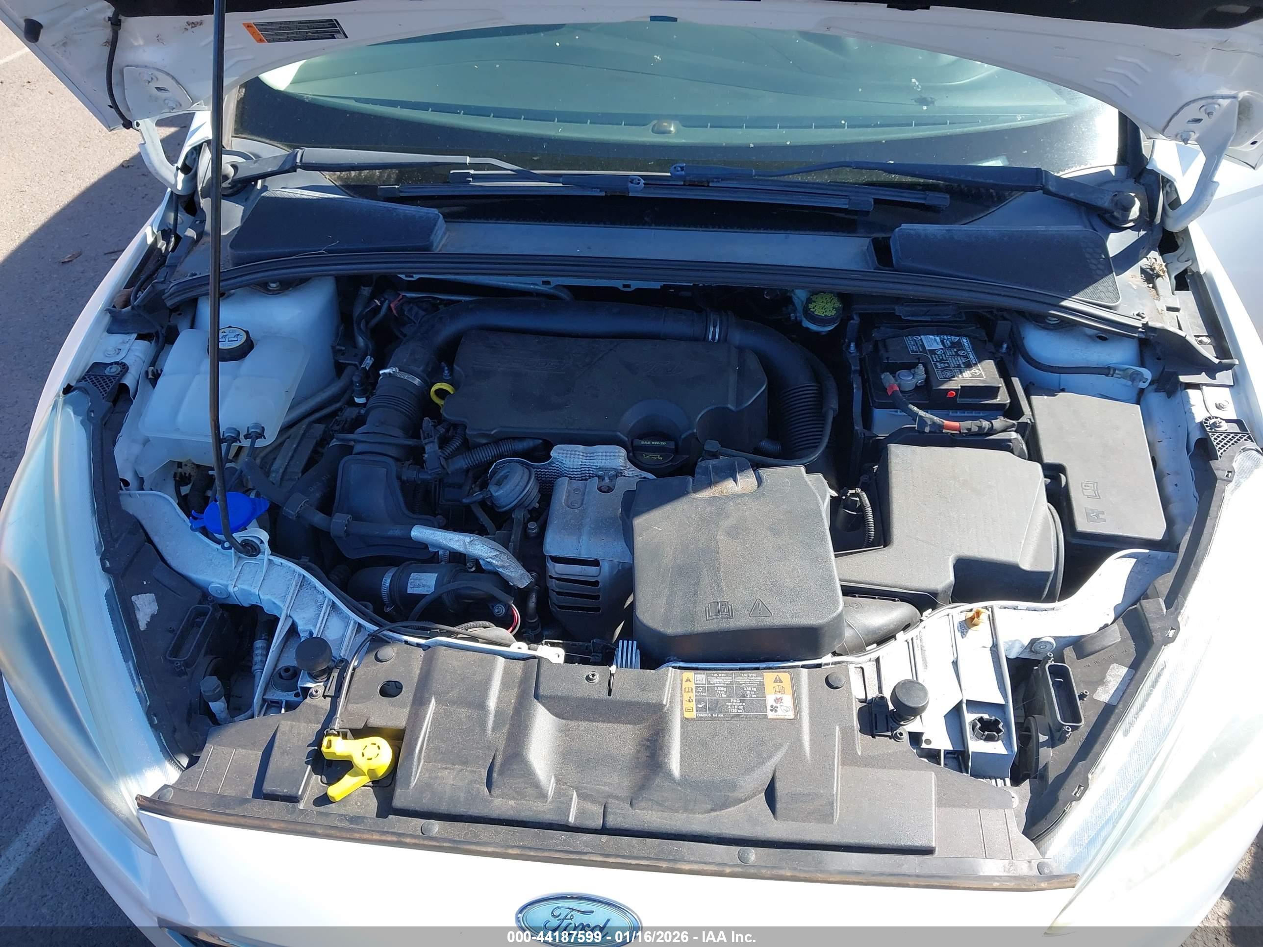 FORD FOCUS image 10