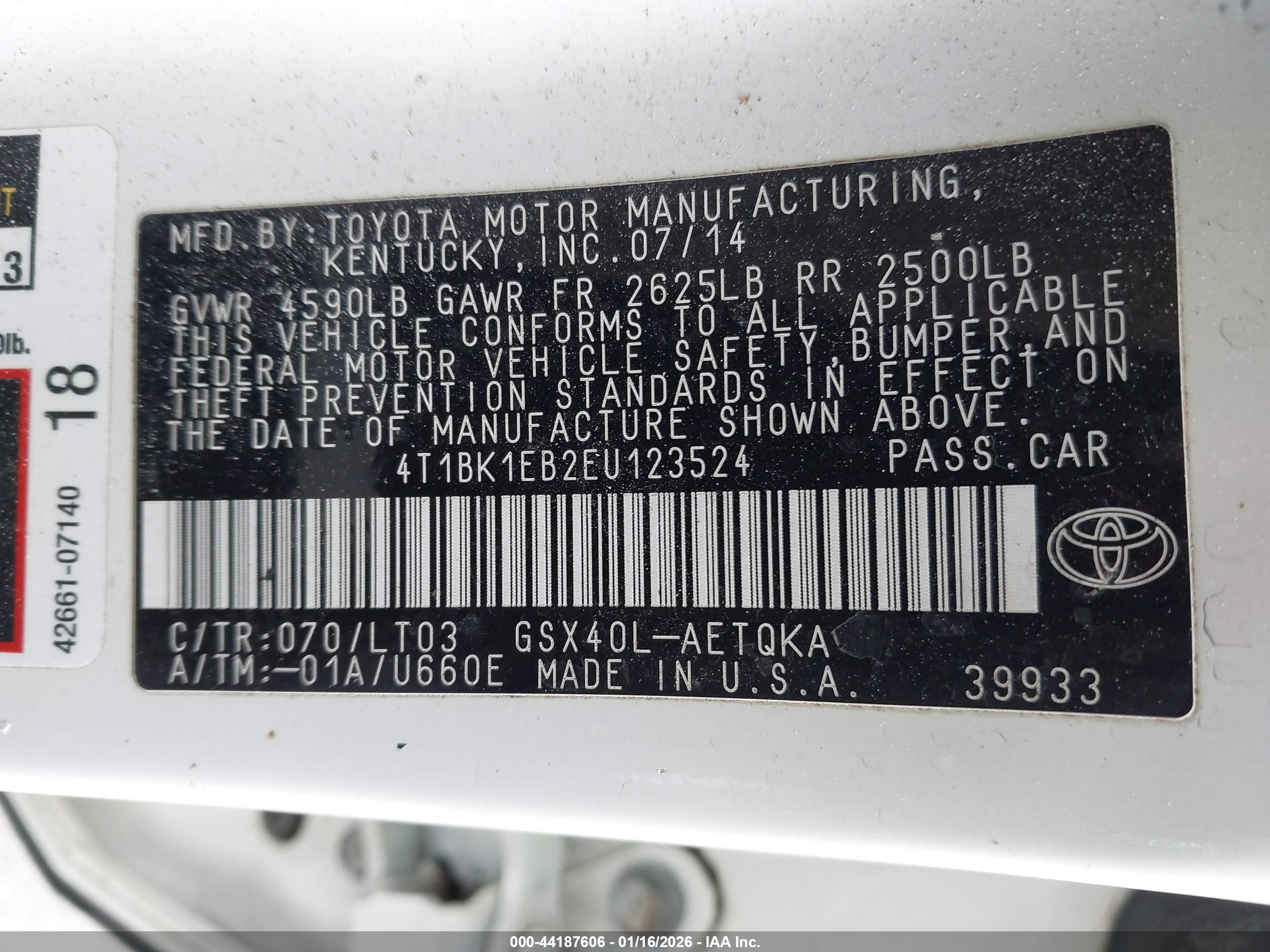 TOYOTA AVALON image 9