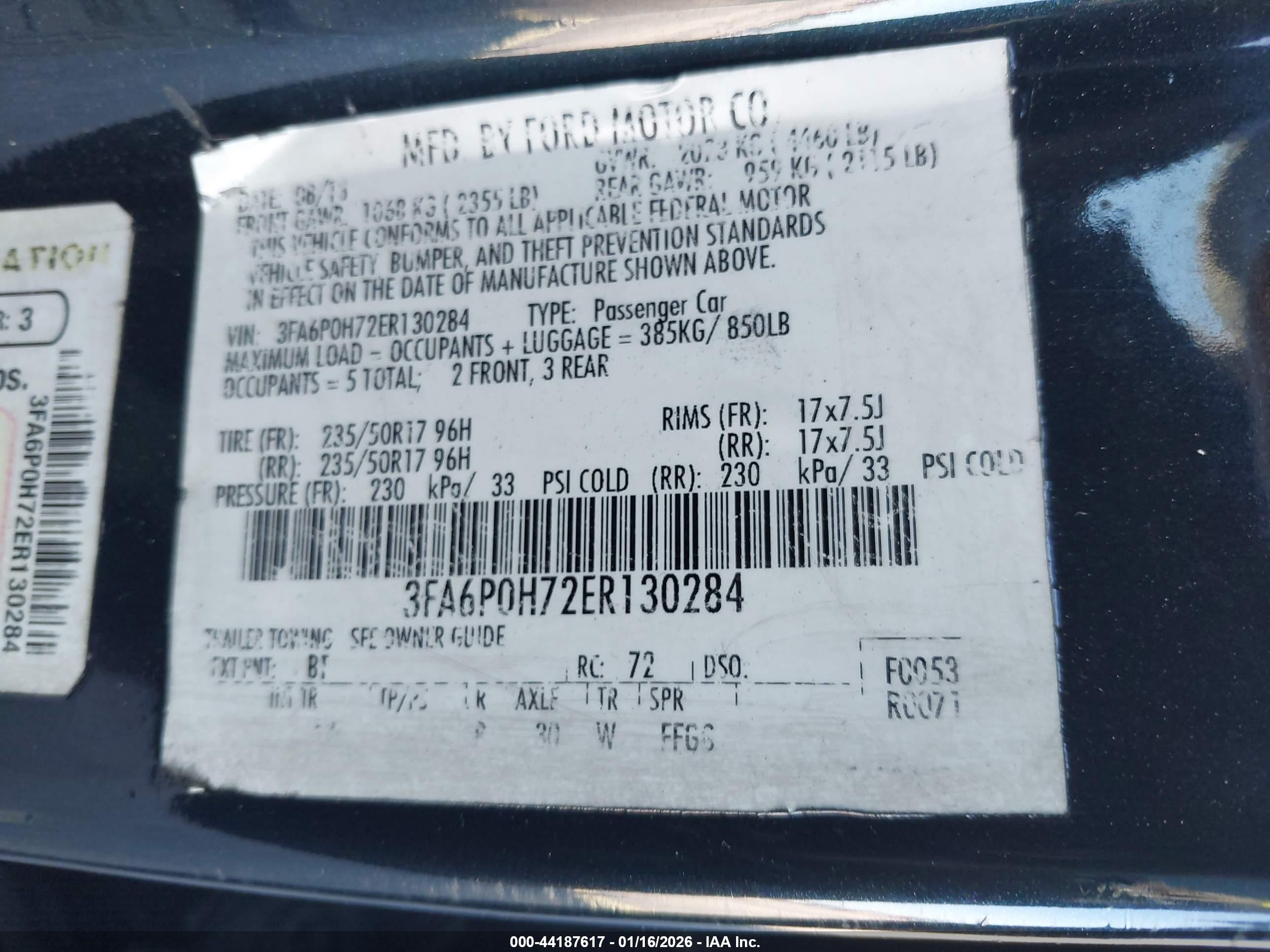 FORD FUSION image 9