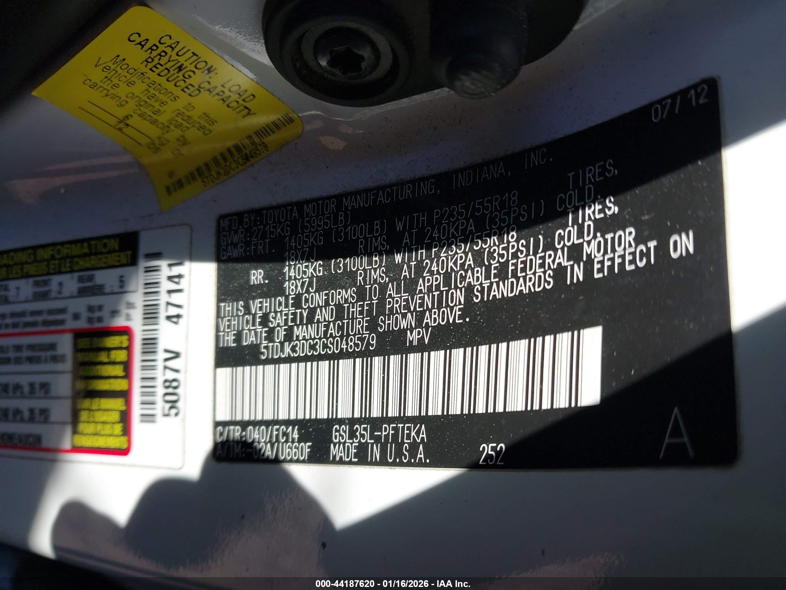 TOYOTA SIENNA image 9
