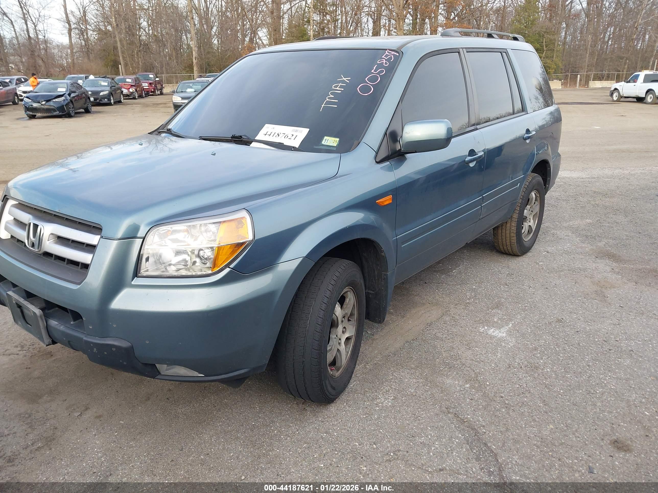 HONDA PILOT image 2