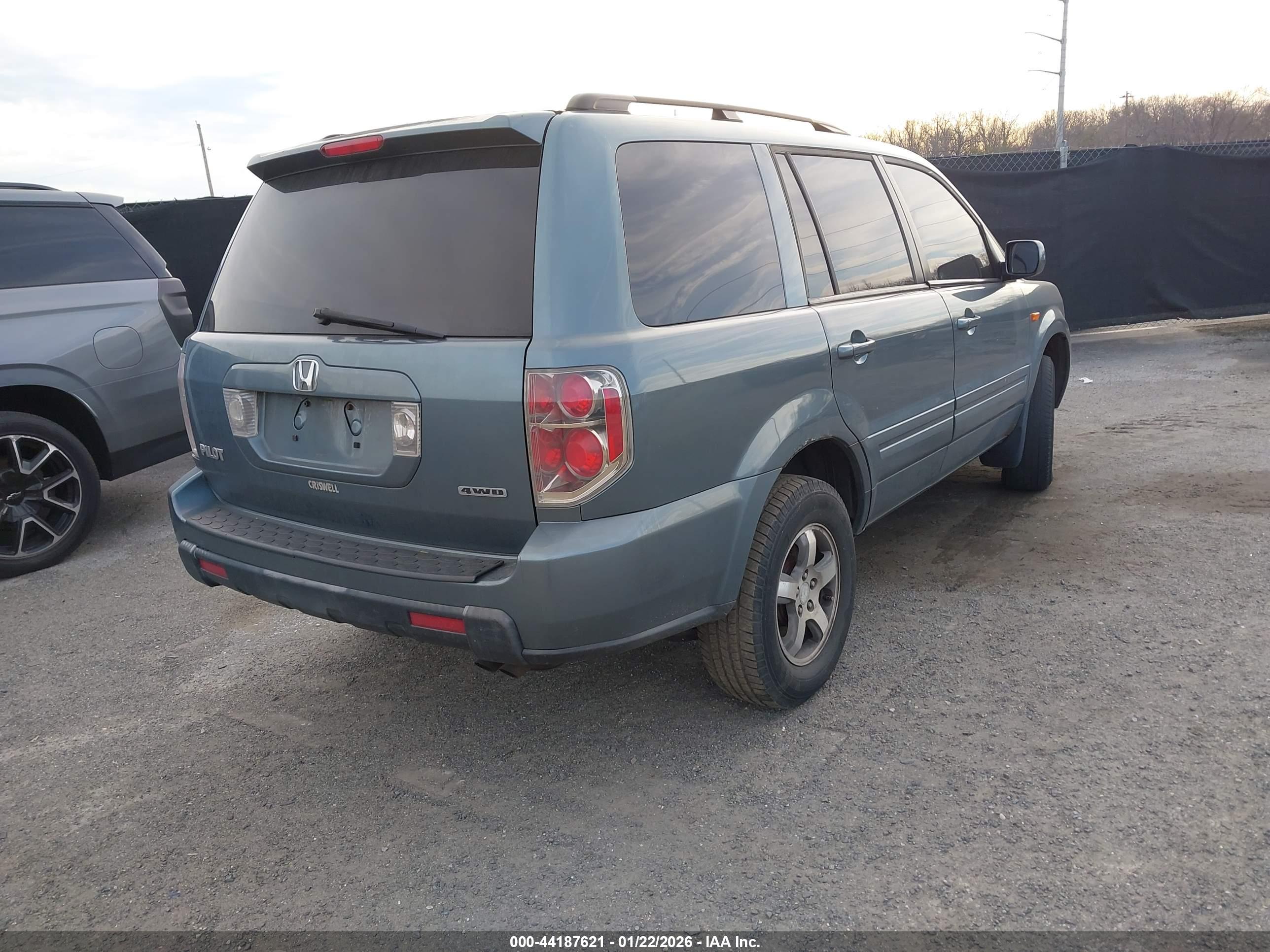 HONDA PILOT image 4