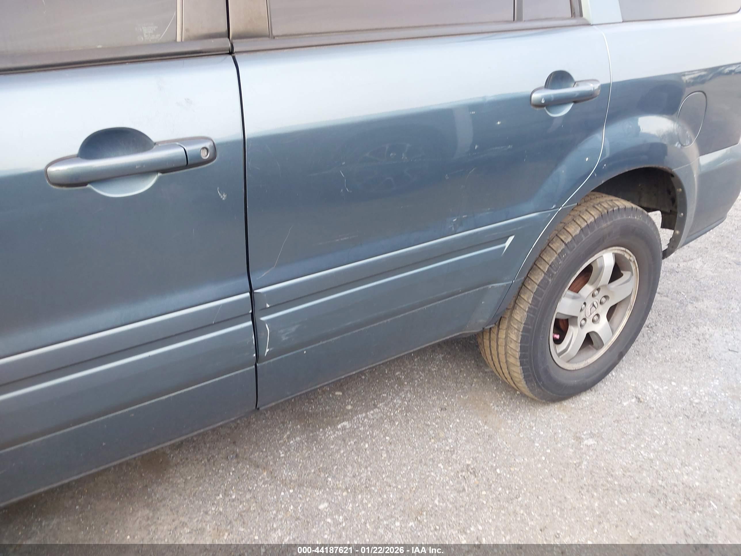 HONDA PILOT image 6