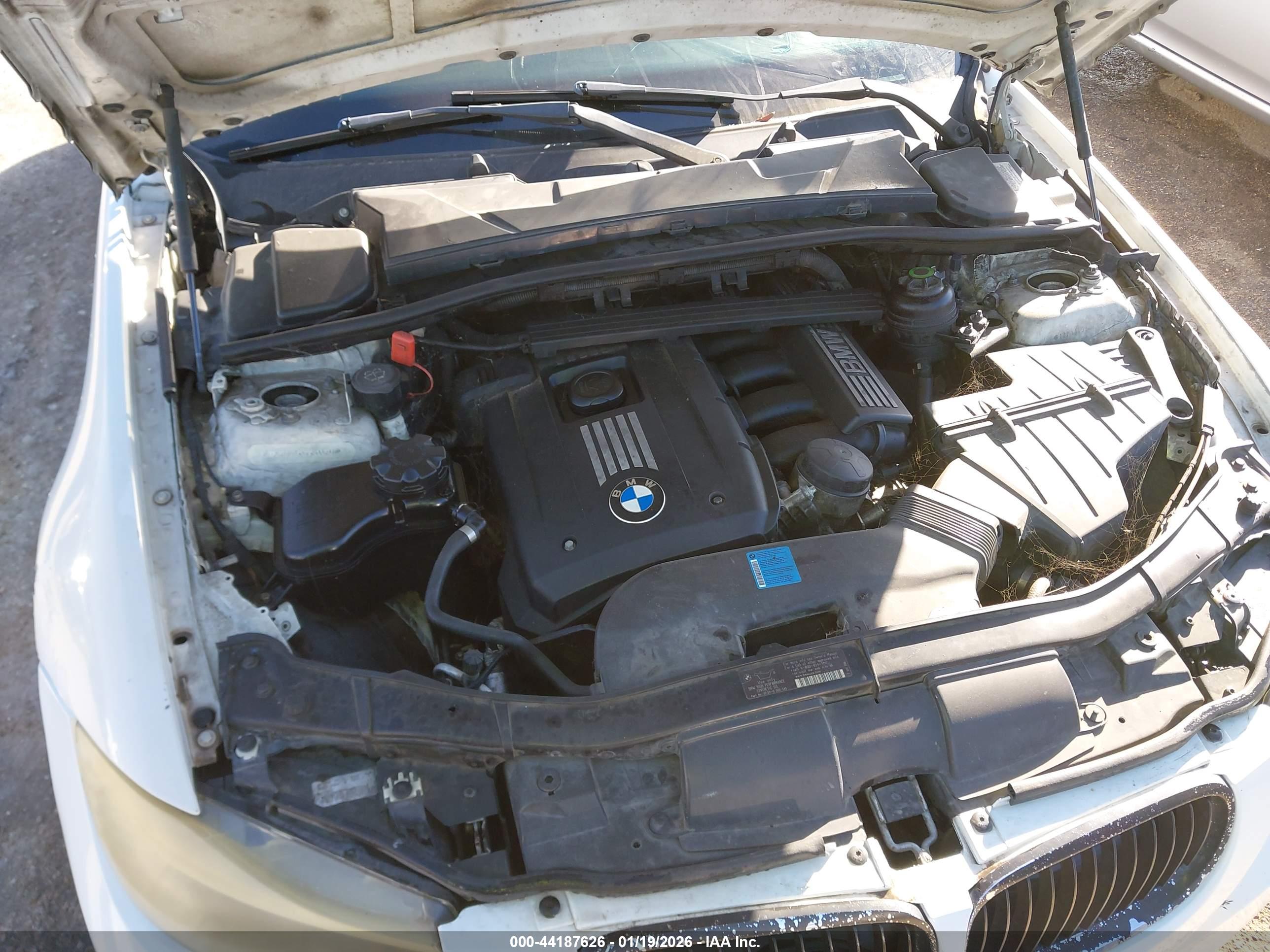 BMW 328I image 10