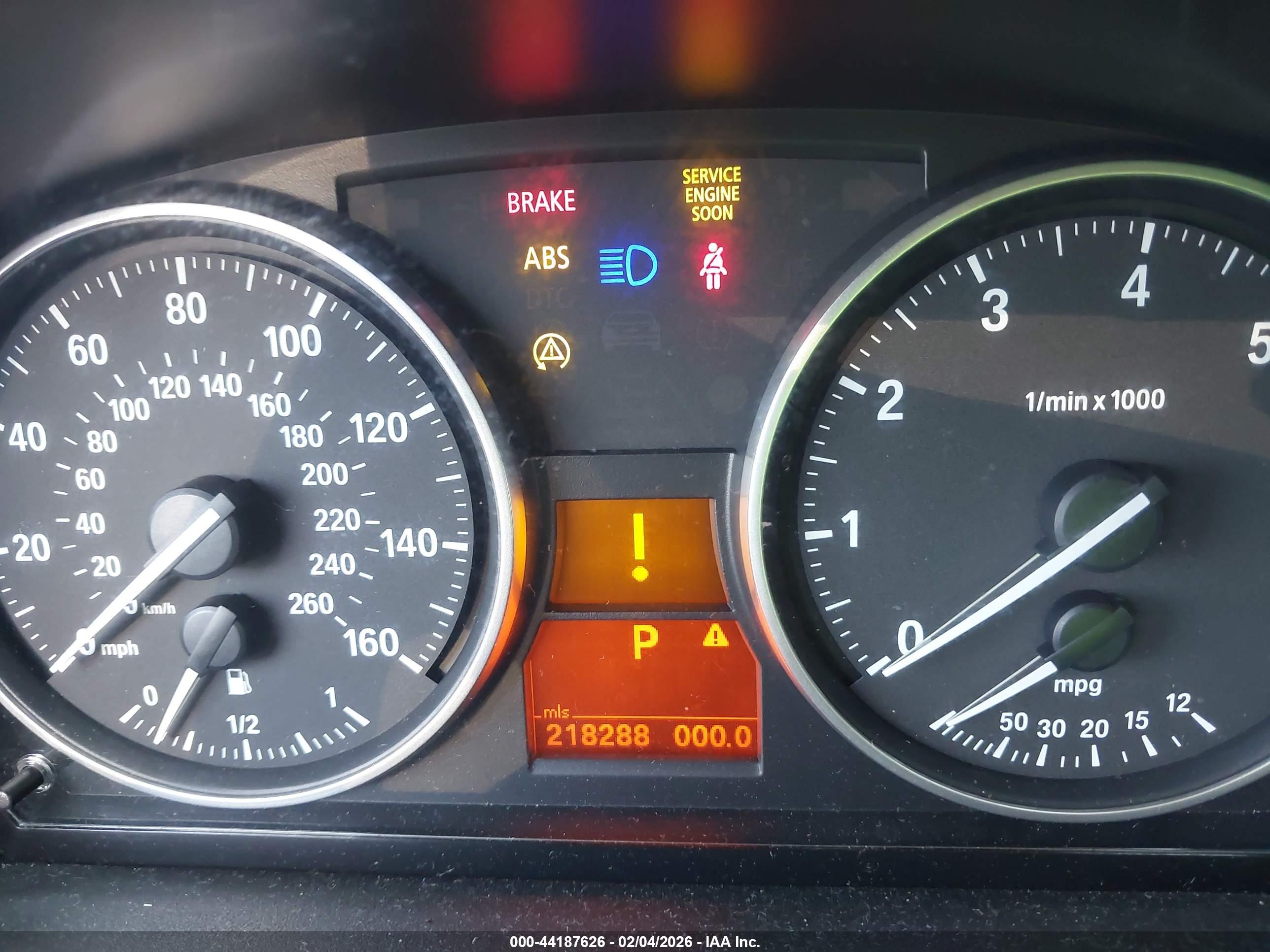 BMW 328I image 7