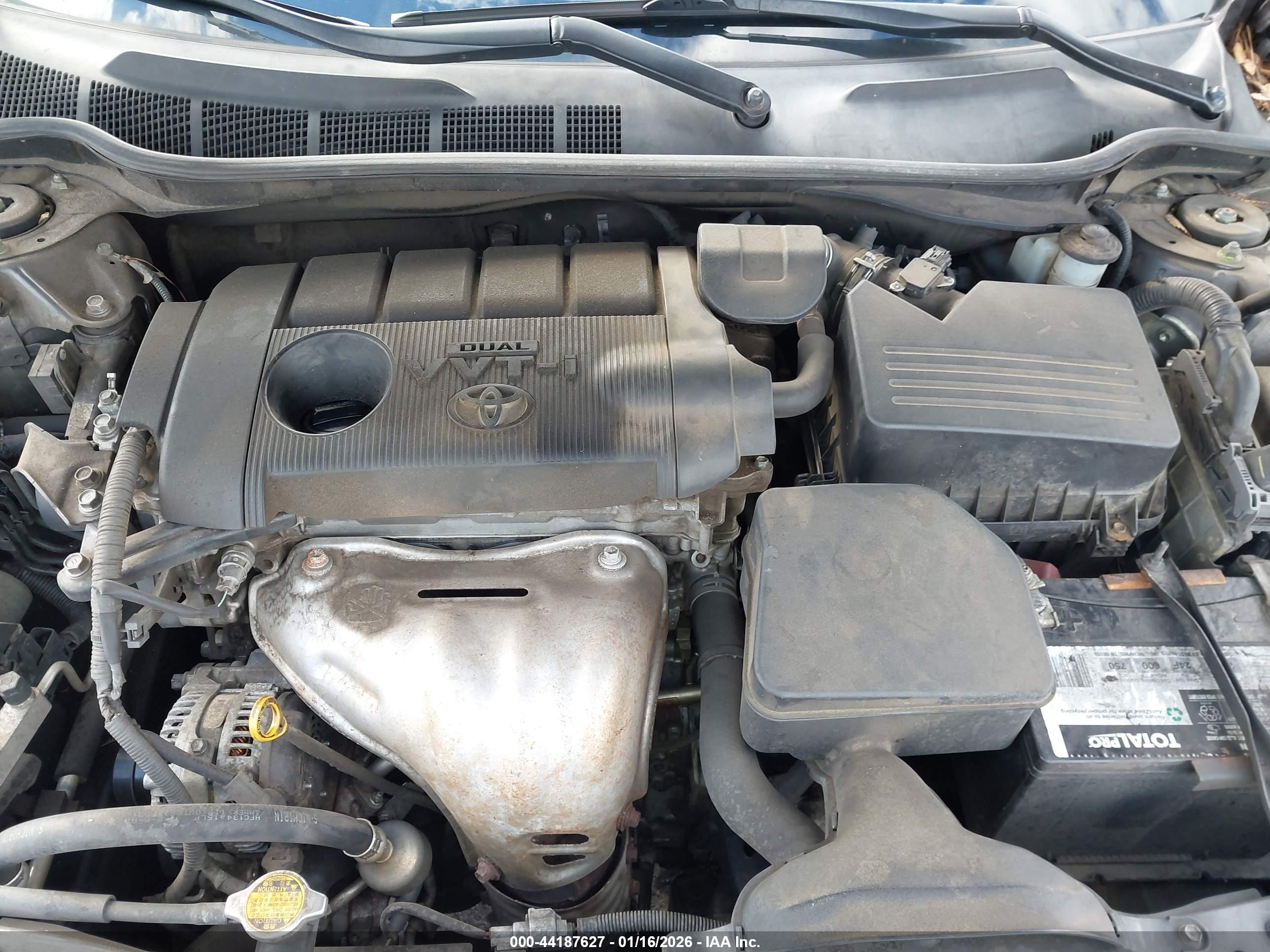 TOYOTA CAMRY image 10
