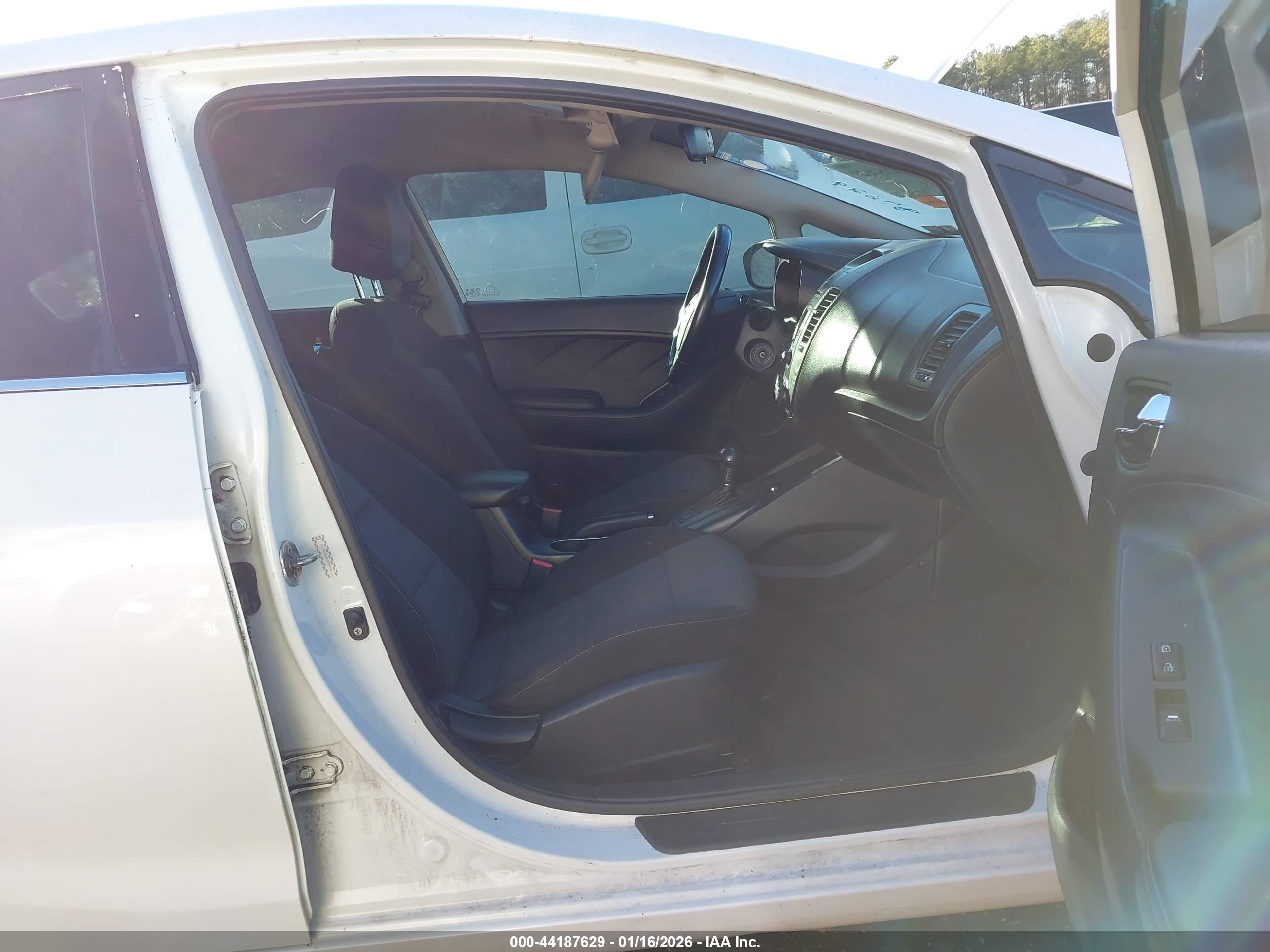 KIA FORTE image 5