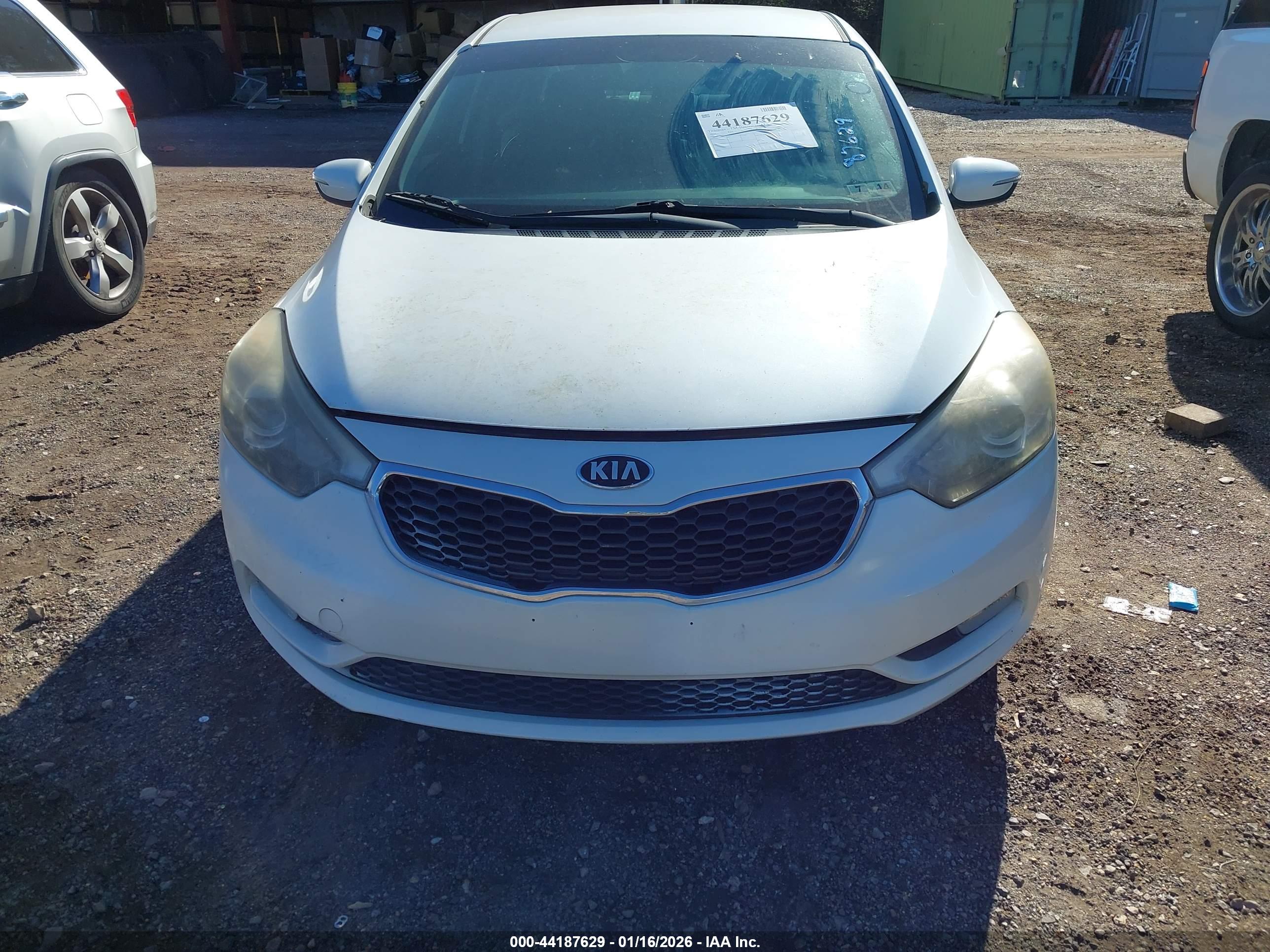 KIA FORTE image 6