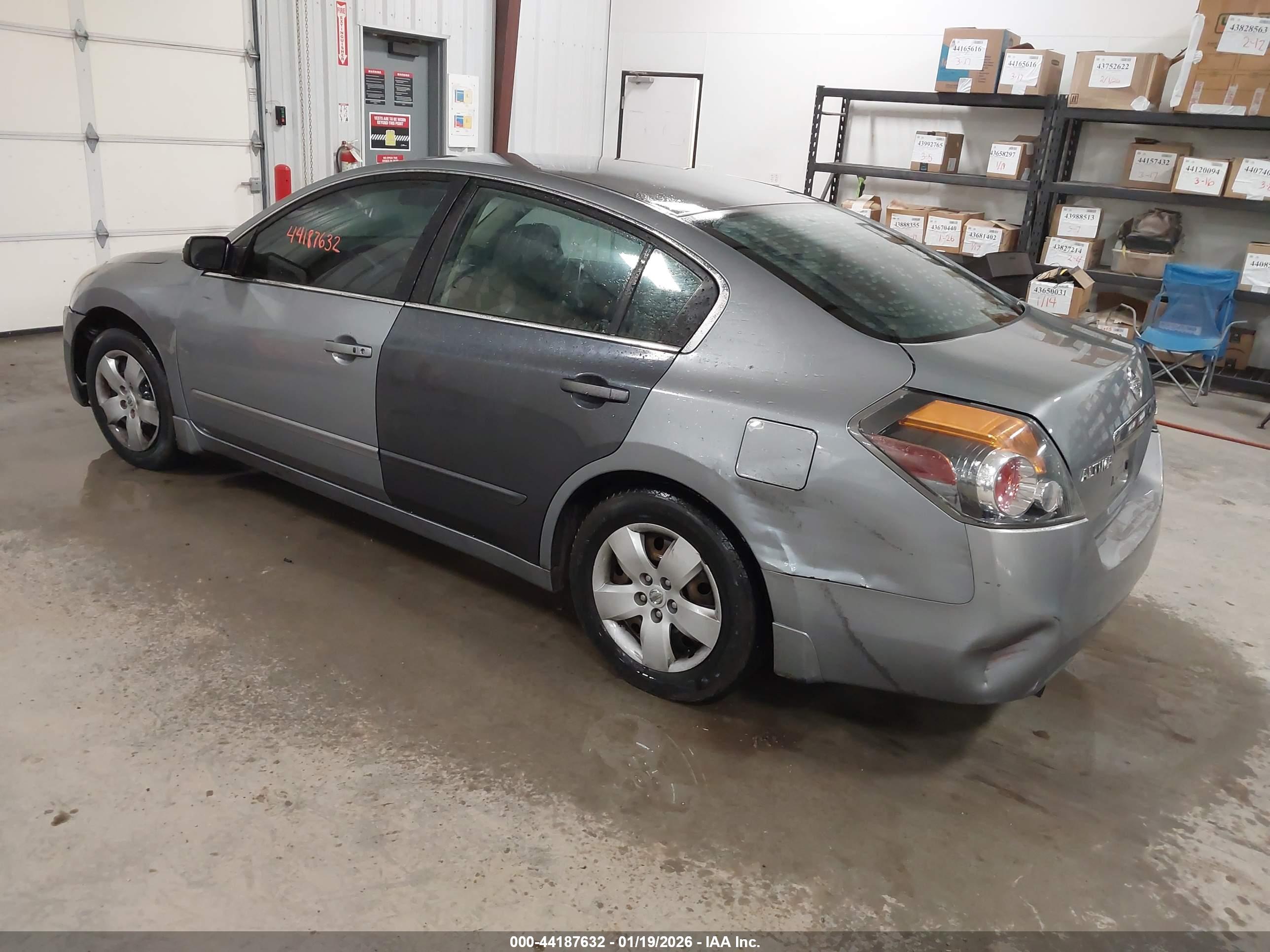 NISSAN ALTIMA image 3