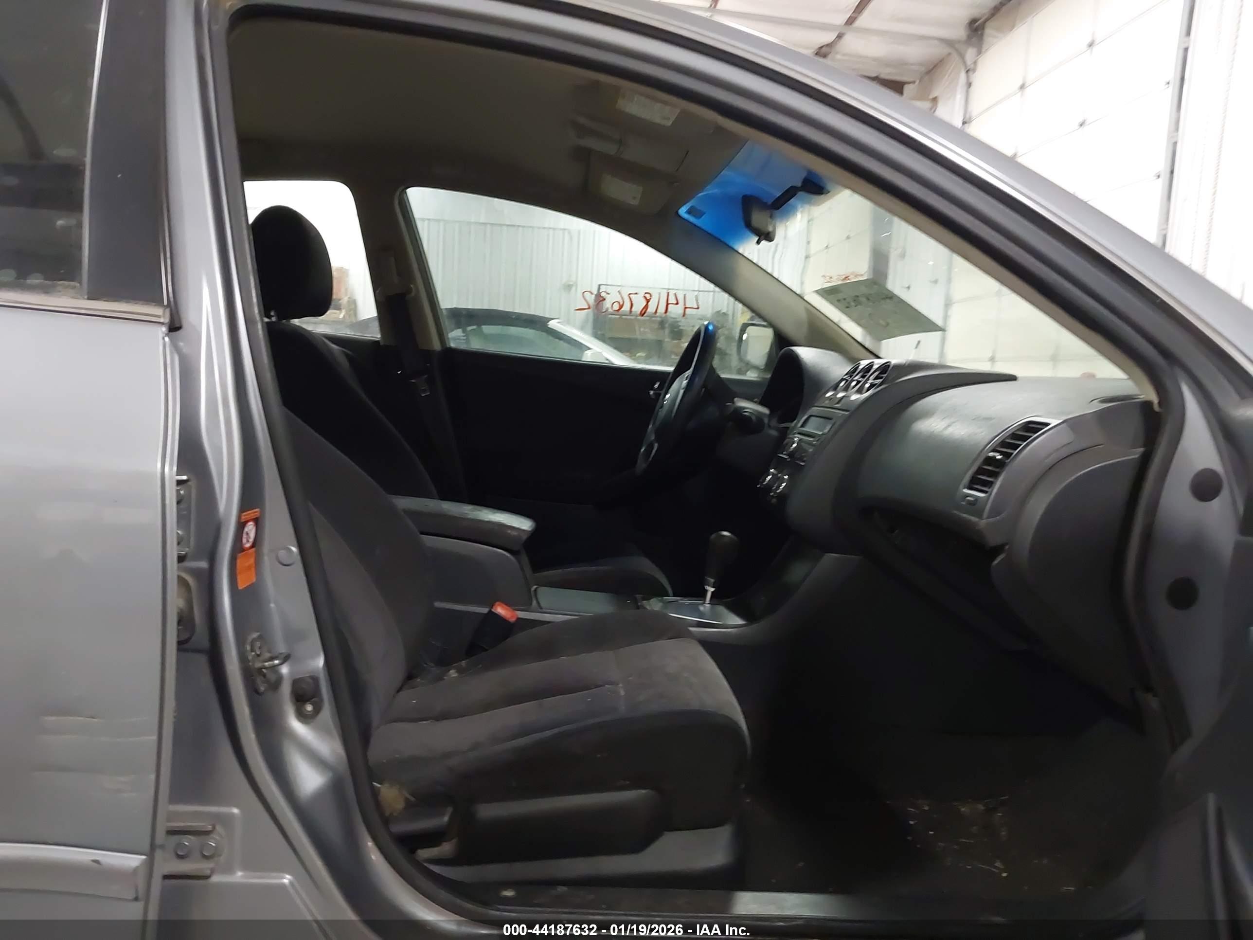 NISSAN ALTIMA image 5