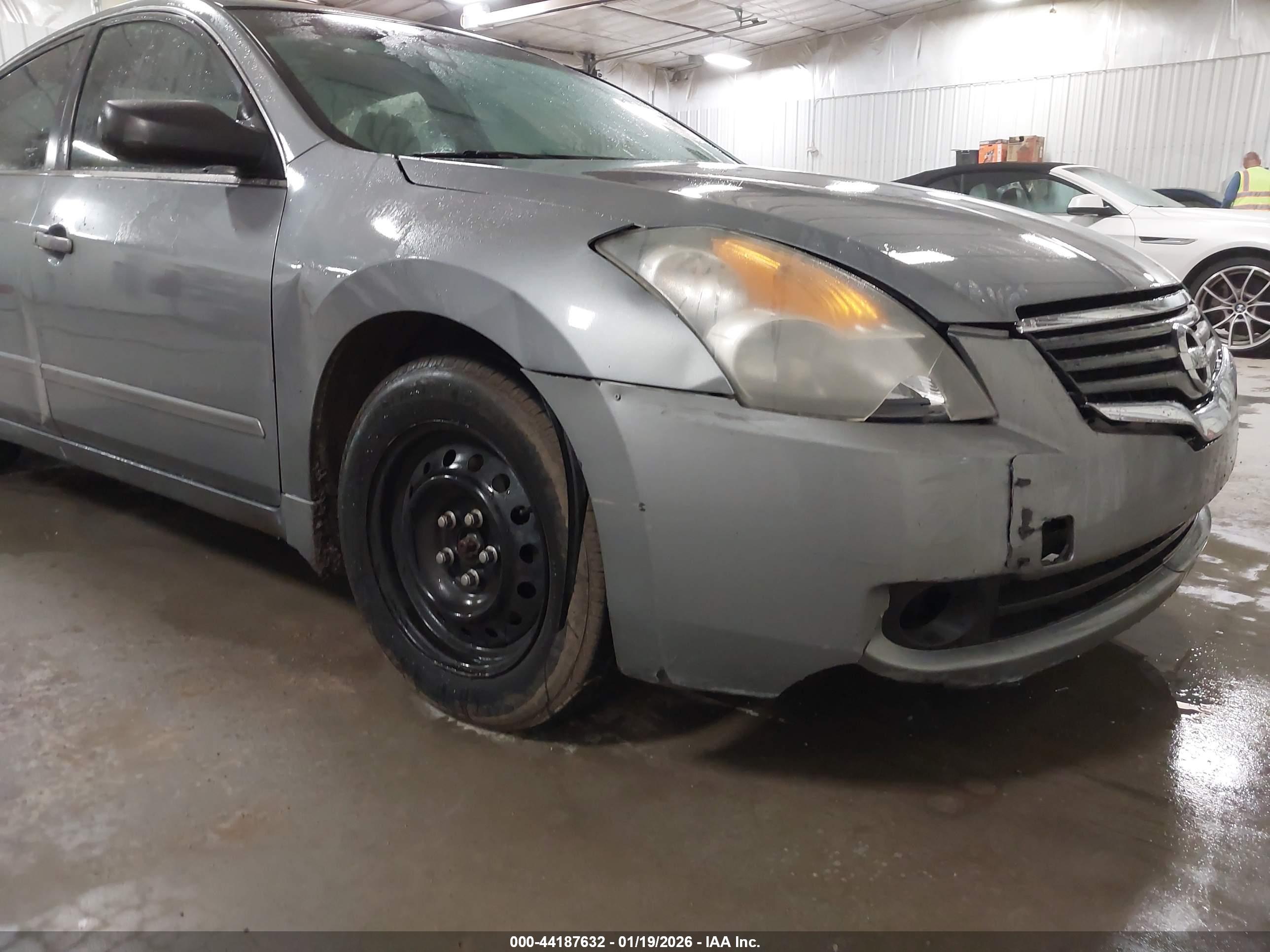 NISSAN ALTIMA image 6