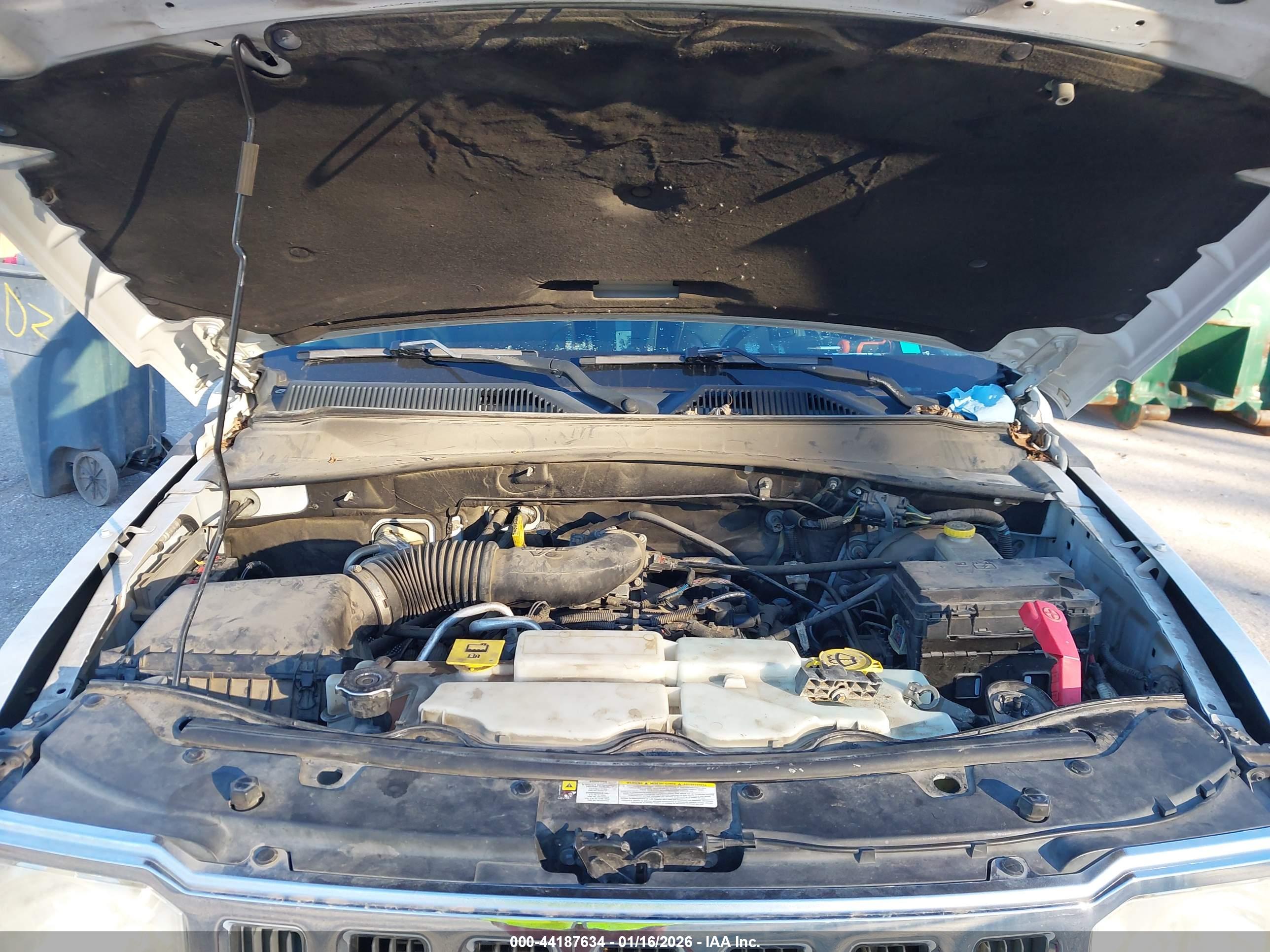 JEEP LIBERTY image 10