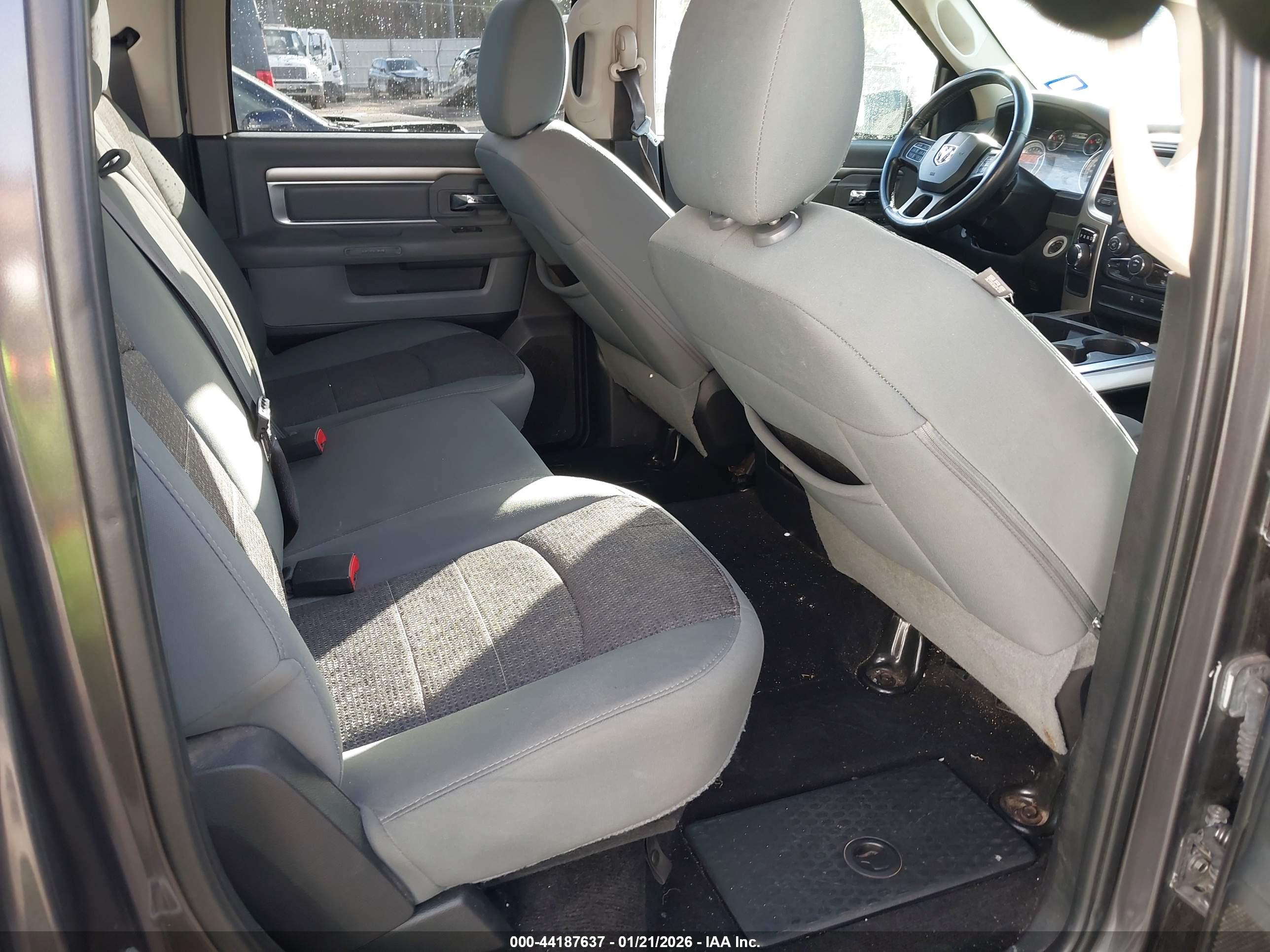 RAM 1500 image 8