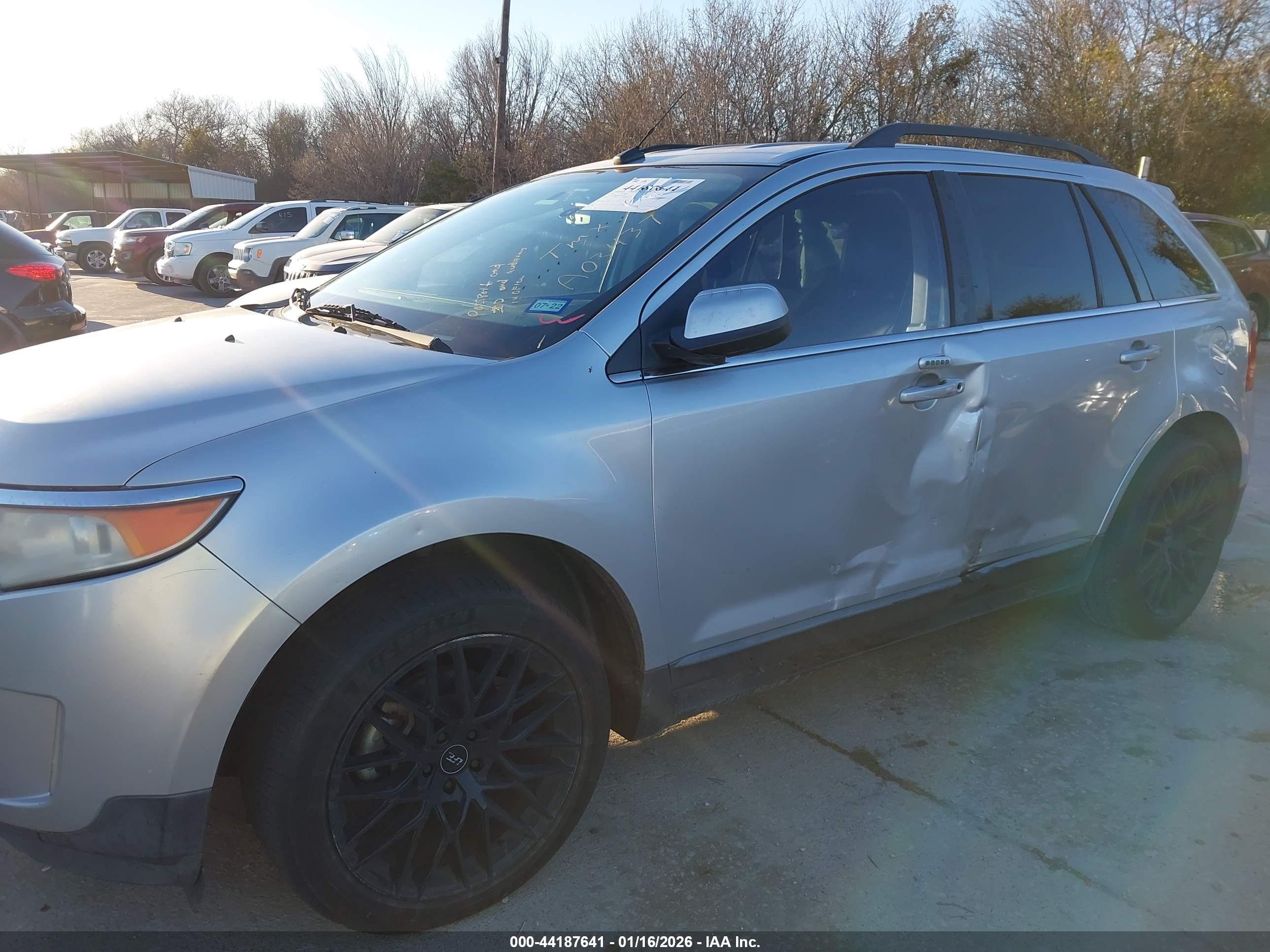 FORD EDGE image 6